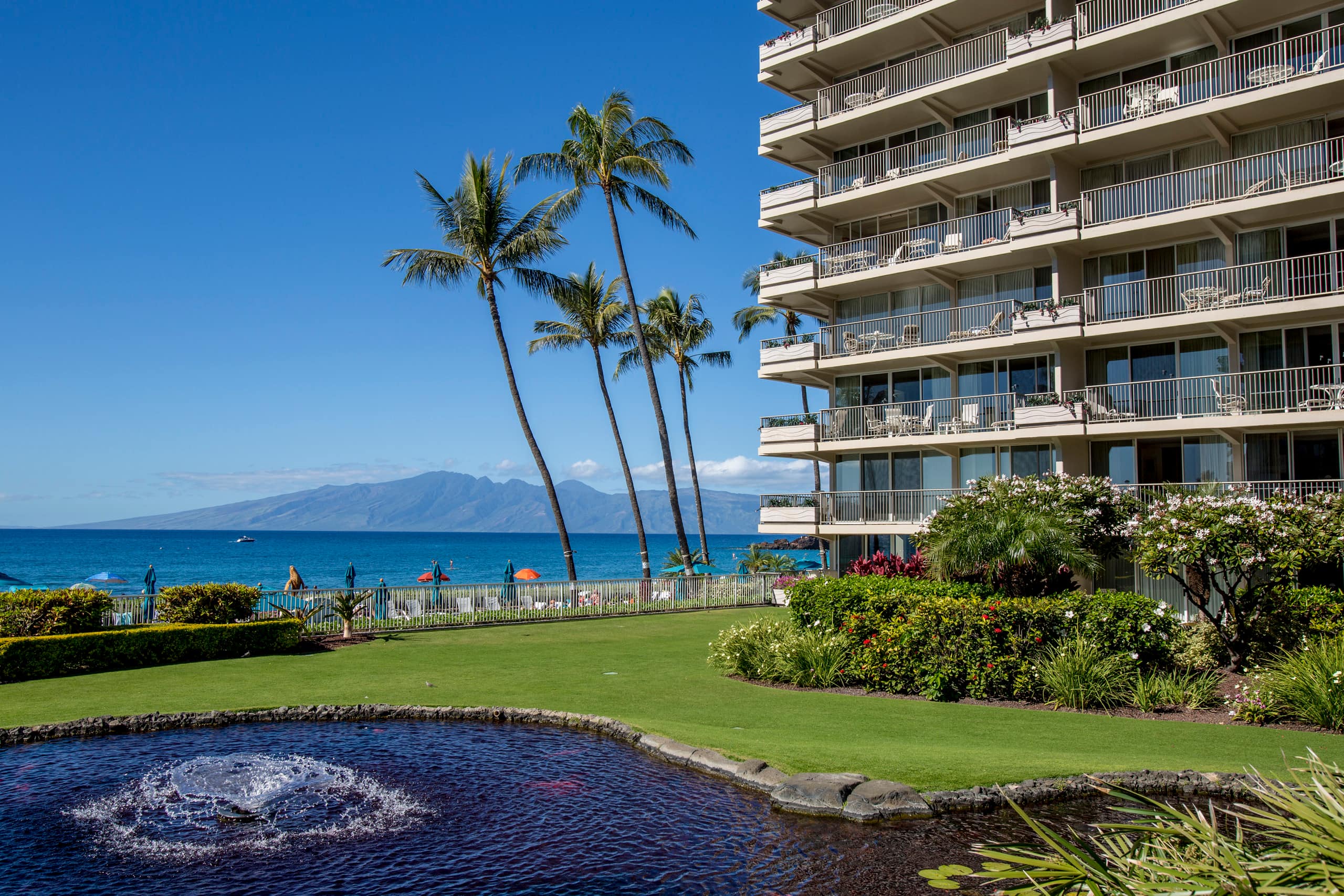 Condo in Lahaina · ★4.83 · 1 bedroom · 2 beds · 2 baths - Image 36