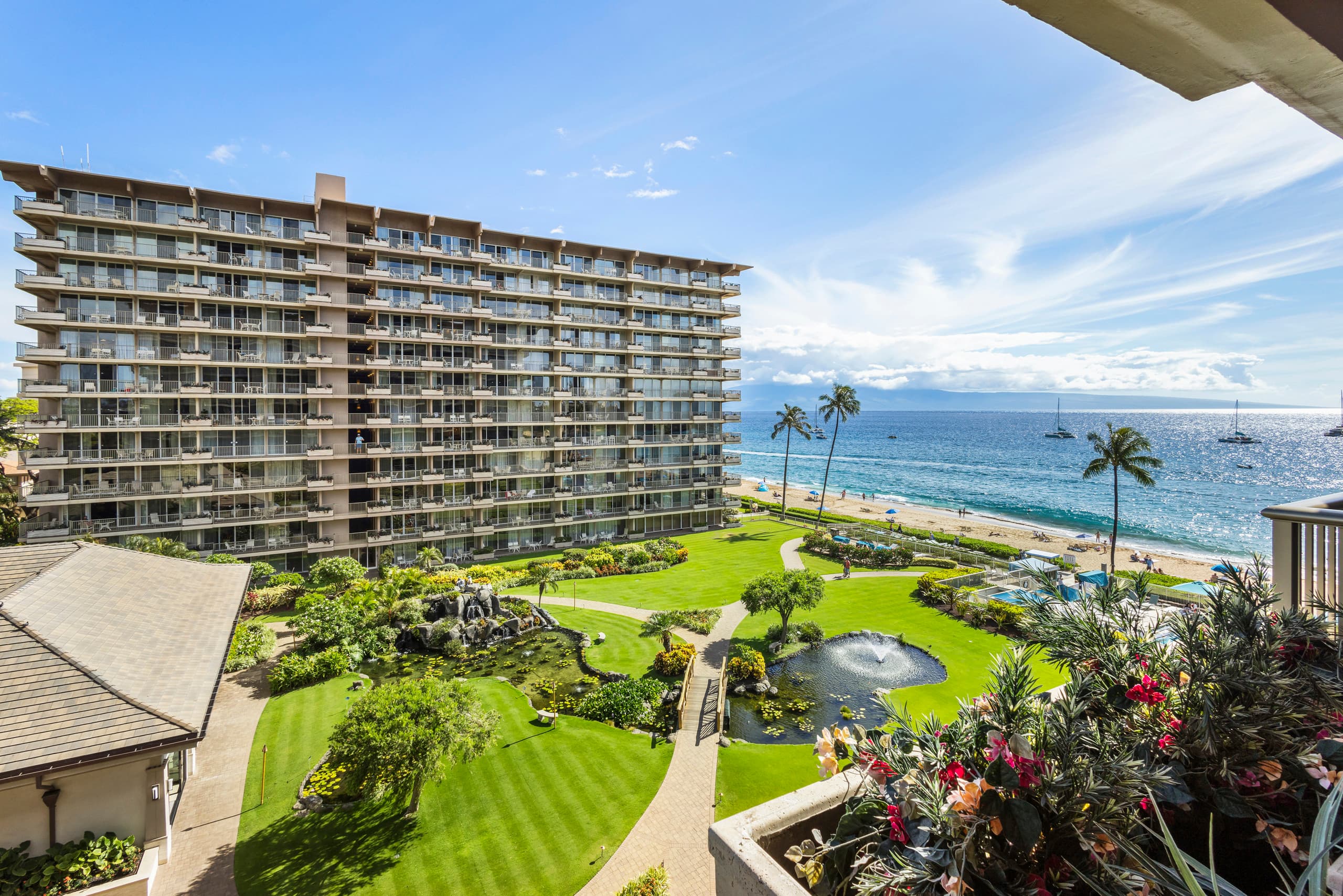 Condo in Lahaina · ★5.0 · 1 bedroom · 2 beds · 2 baths - Image 40