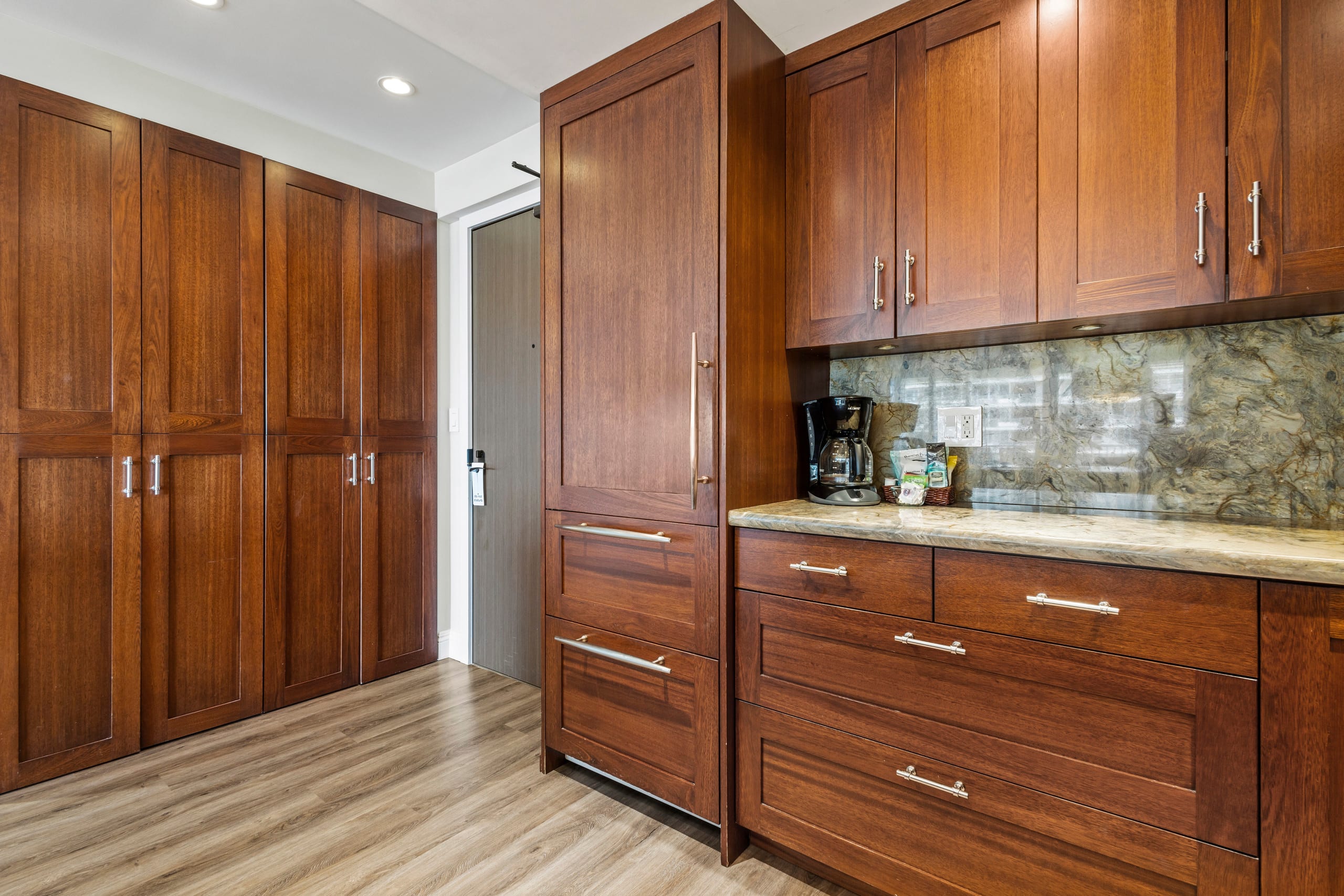 Condo in Lahaina · ★5.0 · 1 bedroom · 2 beds · 2 baths - Image 23