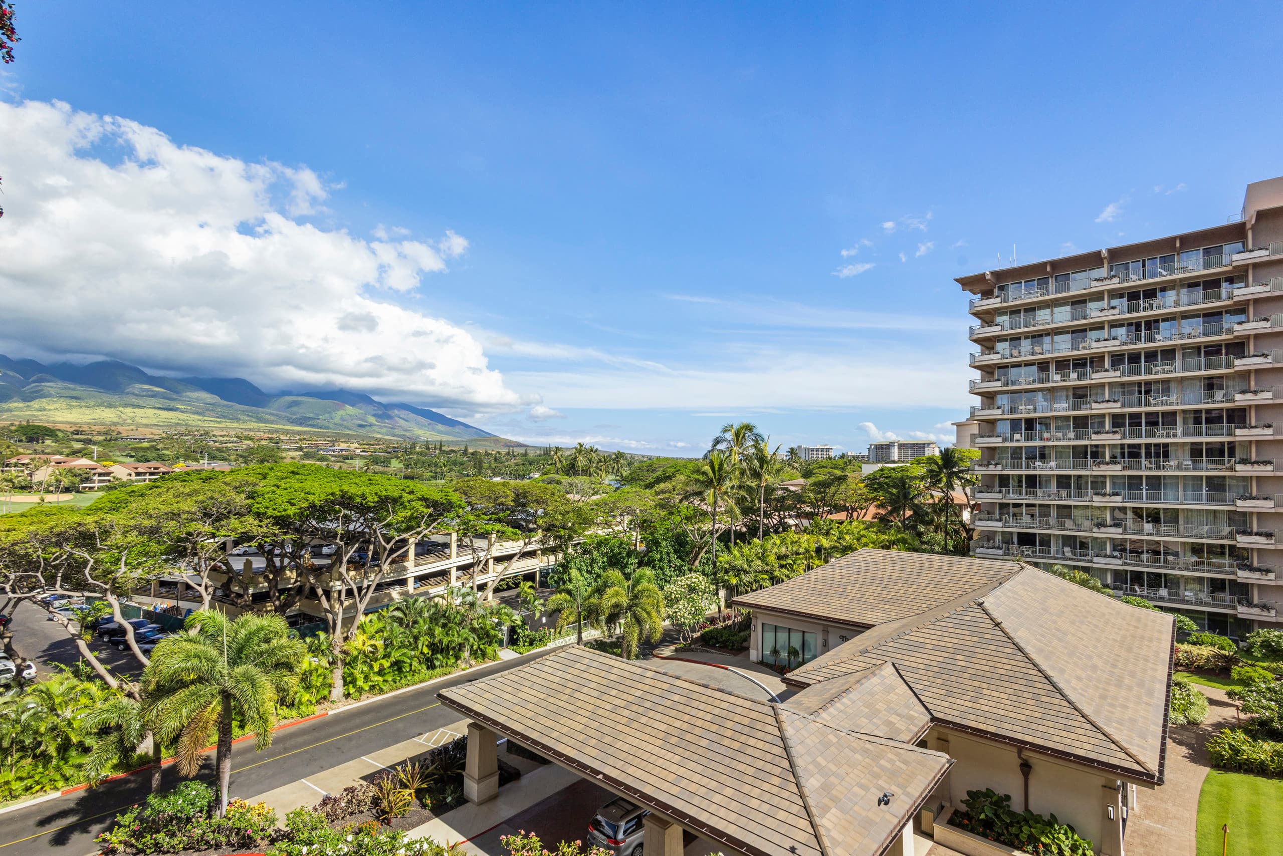 Condo in Lahaina · ★5.0 · 1 bedroom · 2 beds · 2 baths - Image 39