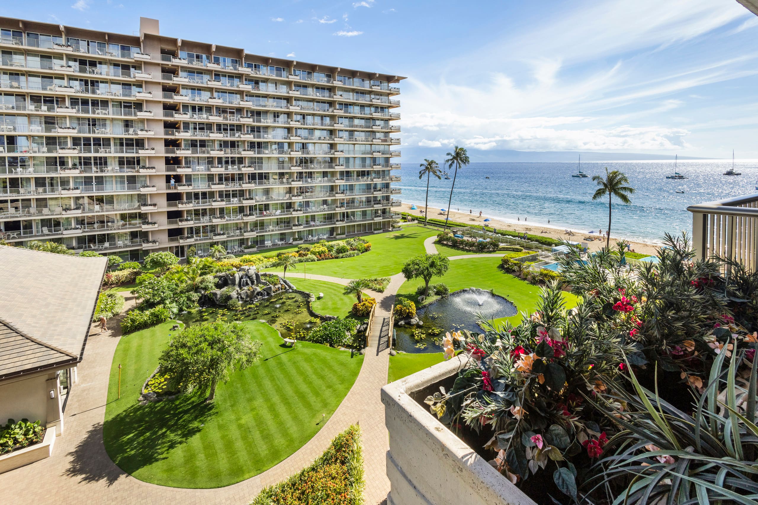 Condo in Lahaina · ★5.0 · 1 bedroom · 2 beds · 2 baths - Image 12