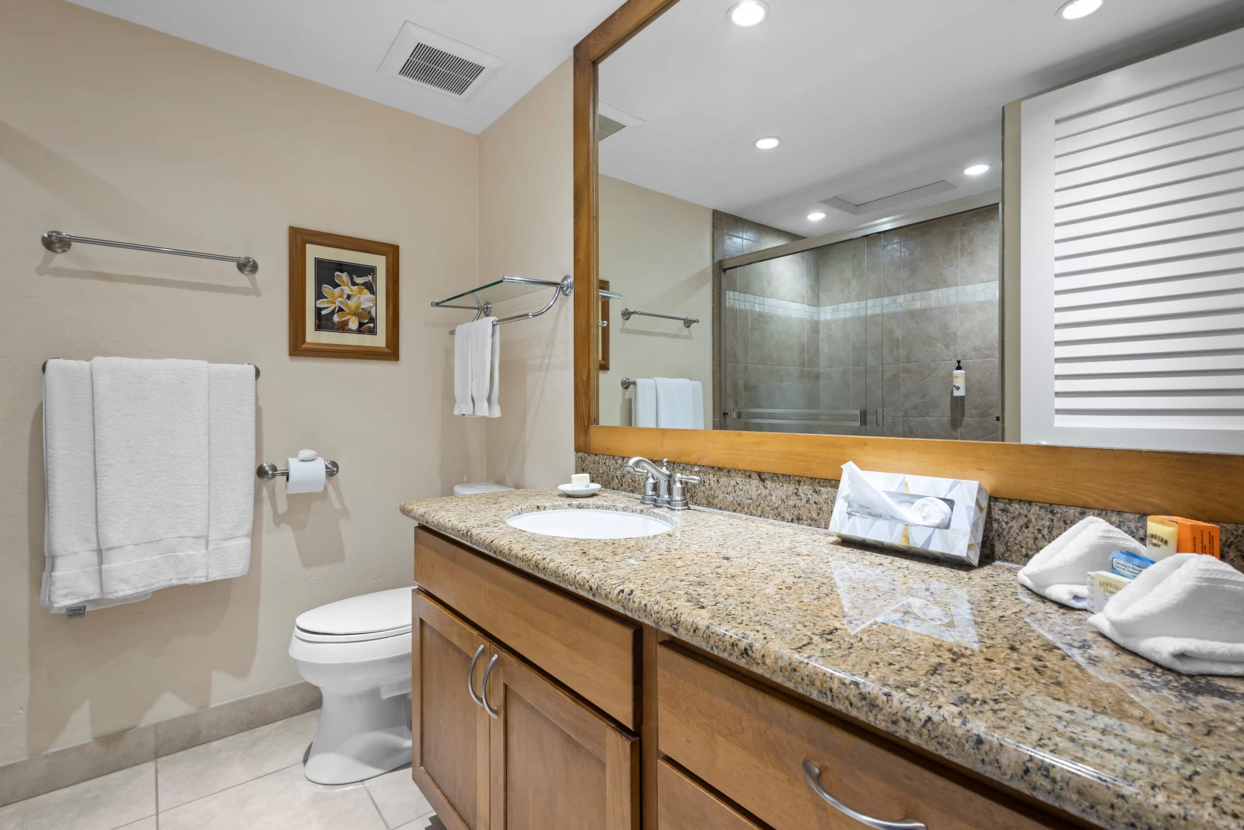 Condo in Lahaina · ★4.67 · 1 bedroom · 2 beds · 2 baths - Image 23