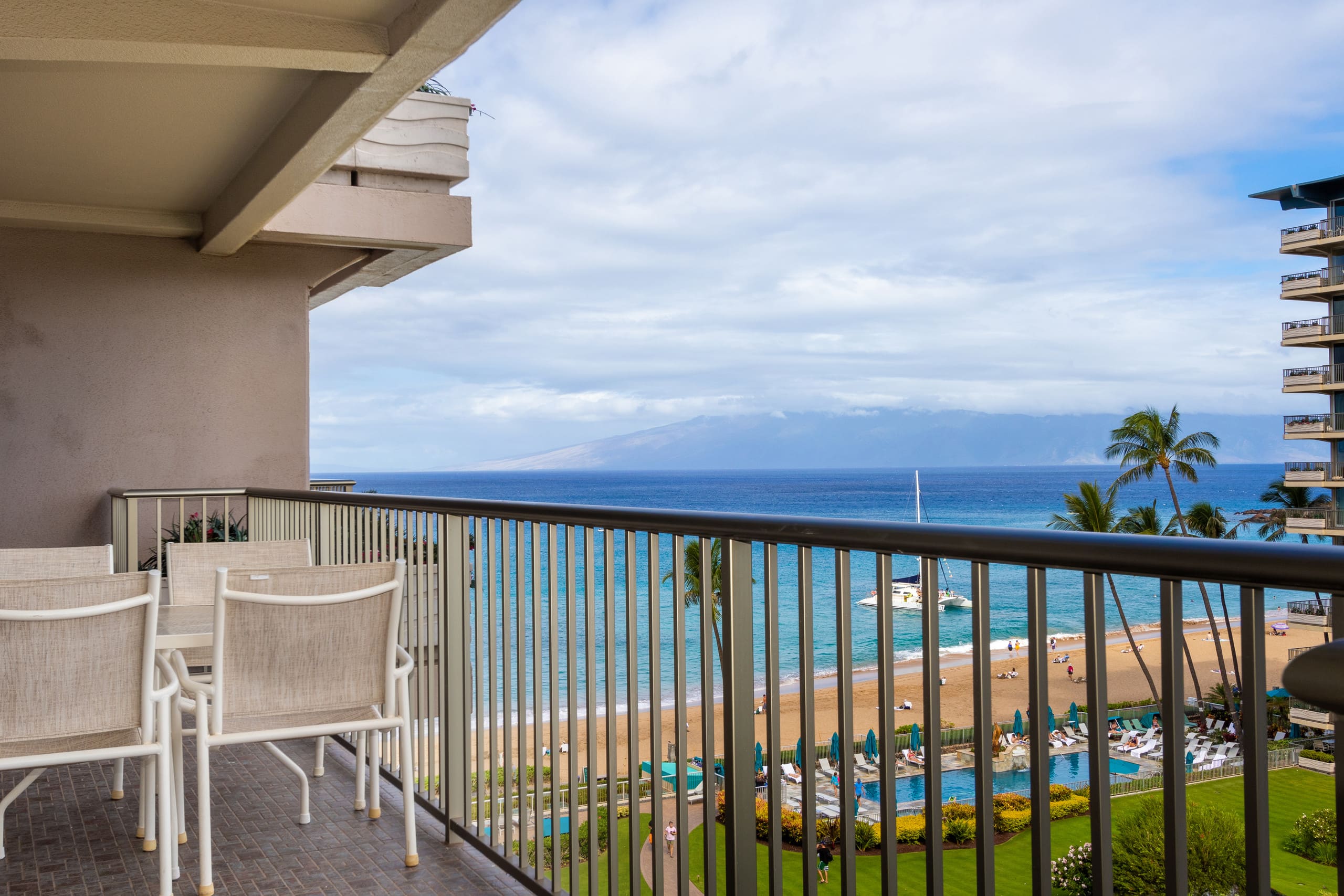 Condo in Lahaina · ★4.67 · 1 bedroom · 2 beds · 2 baths - Image 1