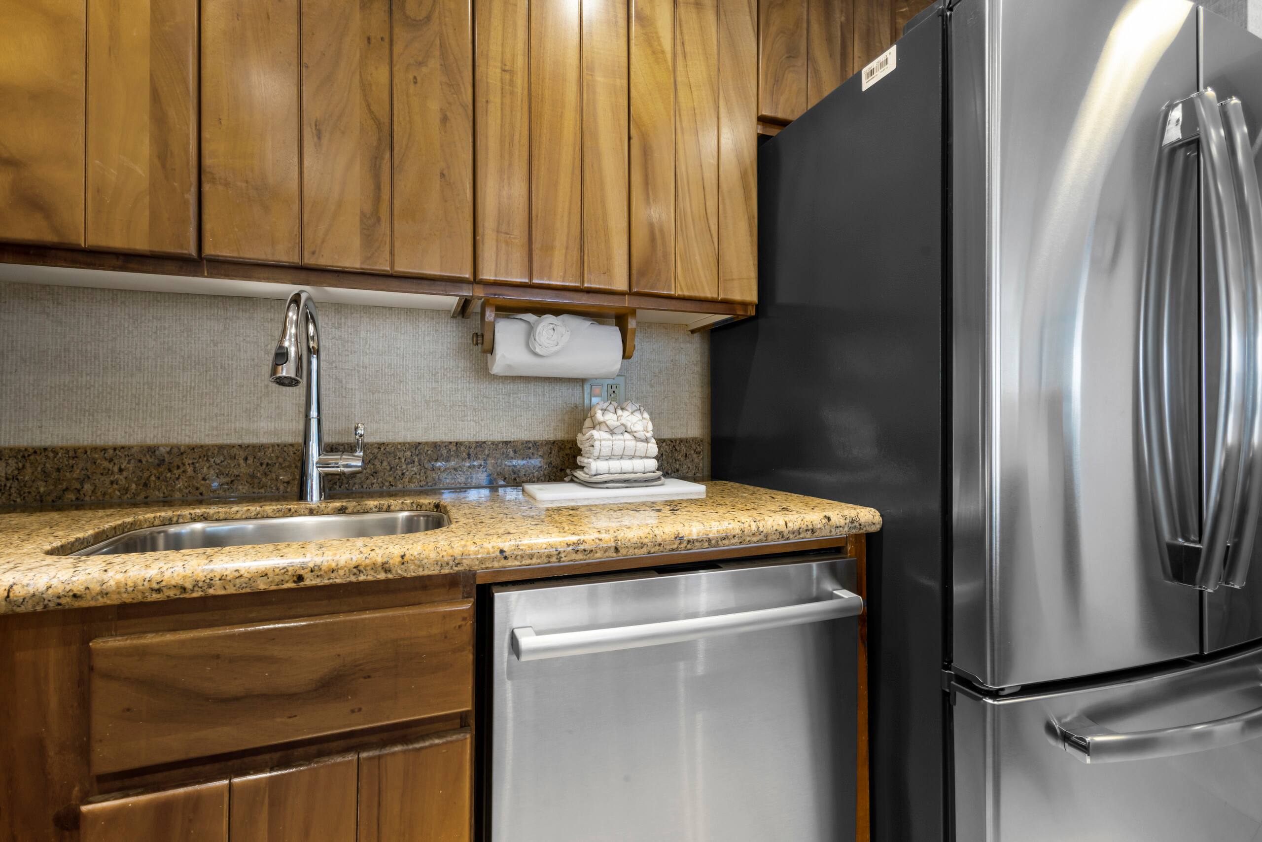 Condo in Lahaina · ★4.67 · 1 bedroom · 2 beds · 2 baths - Image 16