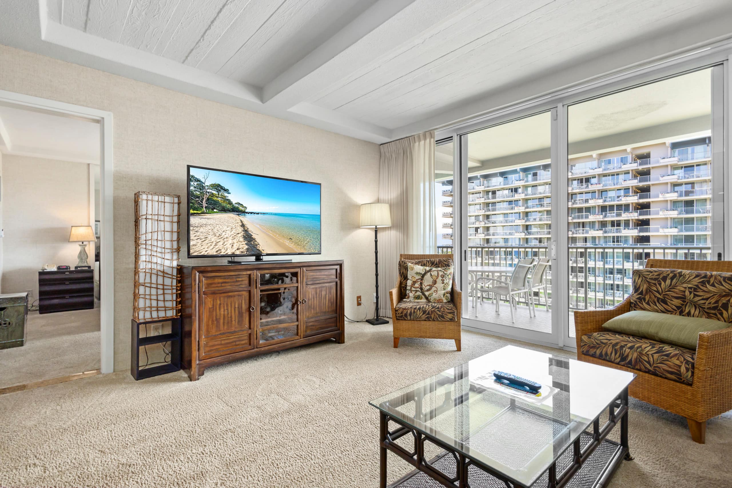Condo in Lahaina · ★4.67 · 1 bedroom · 2 beds · 2 baths - Image 5