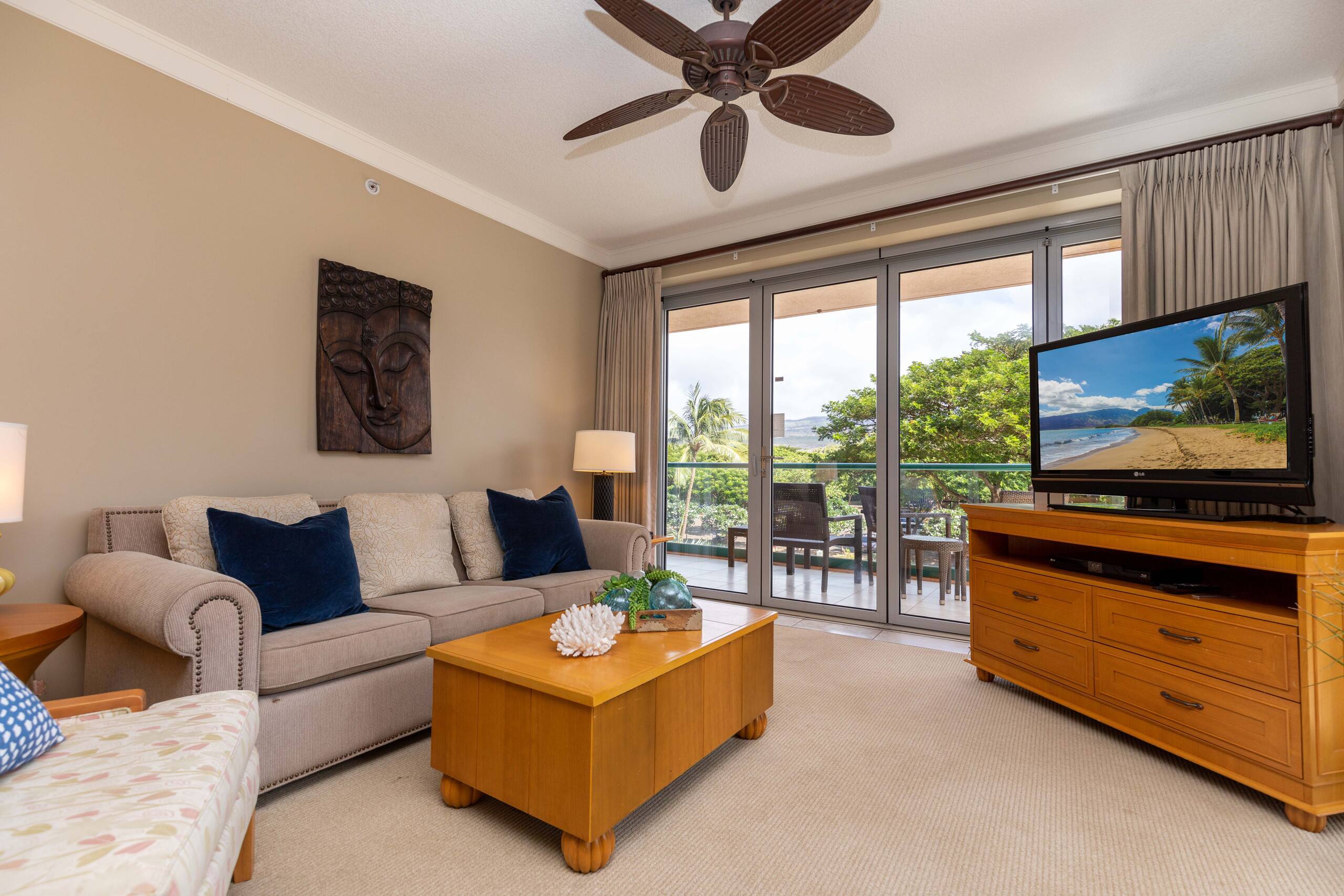 Condo in Lahaina · ★4.36 · 2 bedrooms · 3 beds · 2 baths - Image 5