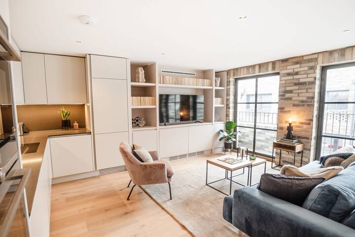 Contemporary Apartment in Bloomsbury/Chancery Lane gallery image 4