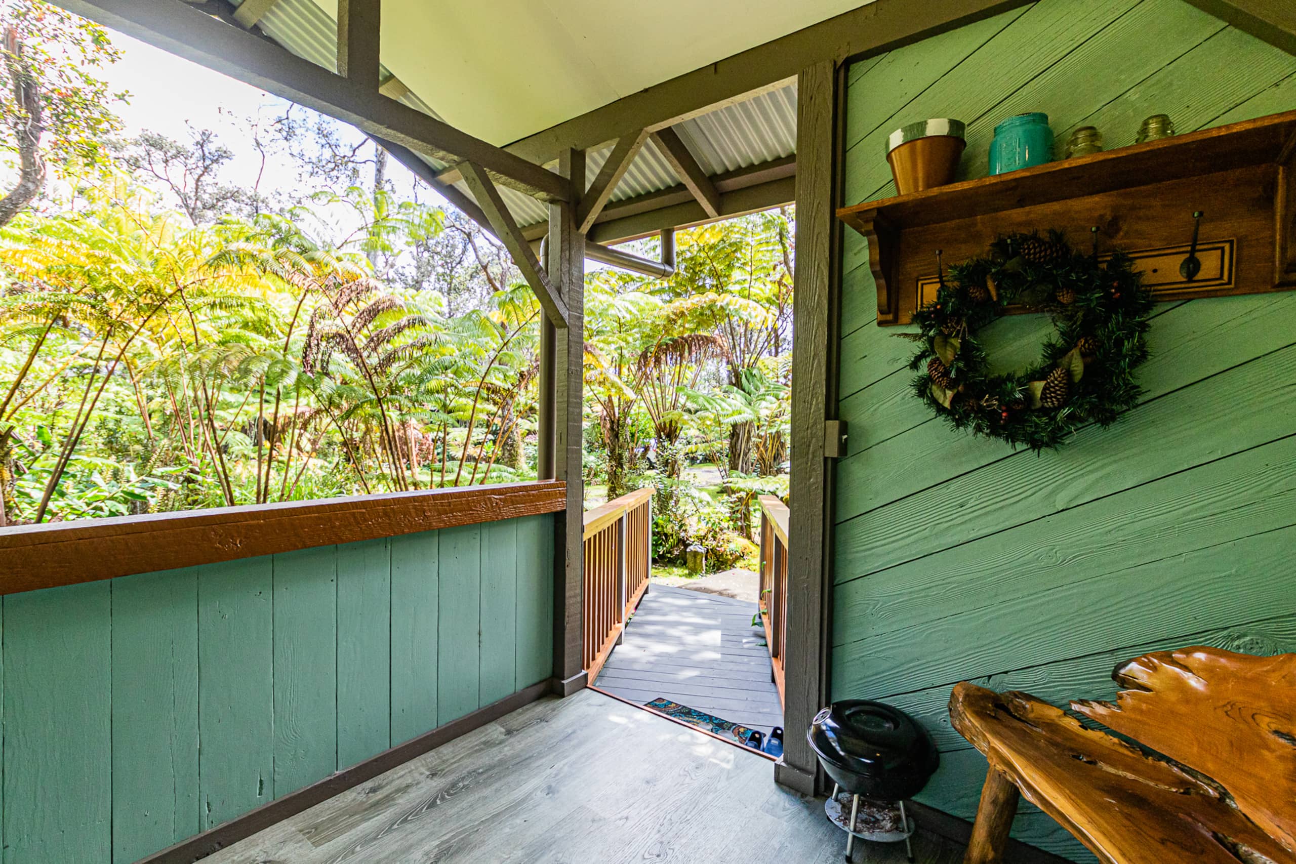 Home in Volcano · ★4.9 · 1 bedroom · 1 bed · 1 bath - Image 26