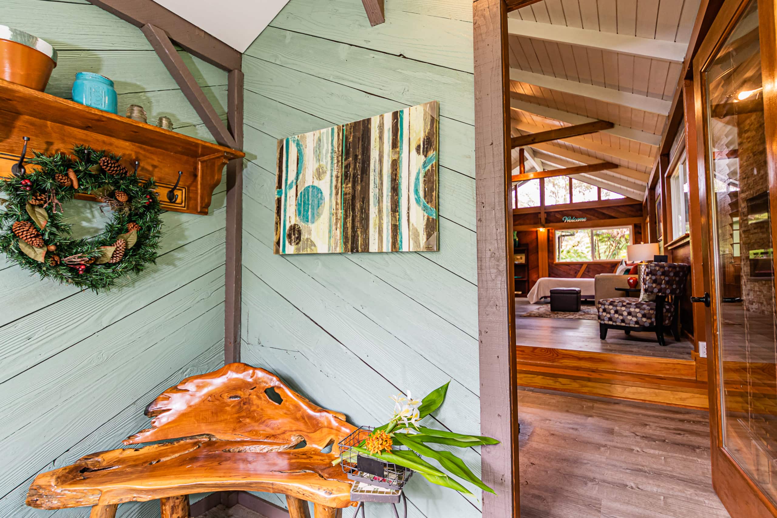 Home in Volcano · ★4.9 · 1 bedroom · 1 bed · 1 bath - Image 13
