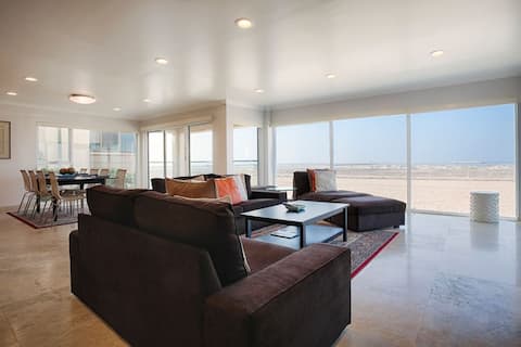 2 Story Beachfront Marina Condo