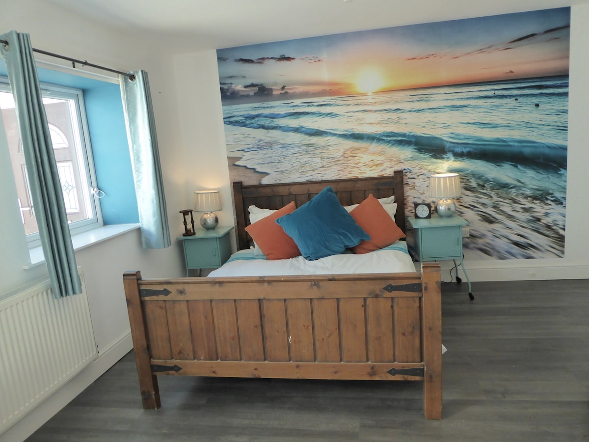 Successful Airbnb property: Red Rose - The Myriad in Ingol And Tanterton