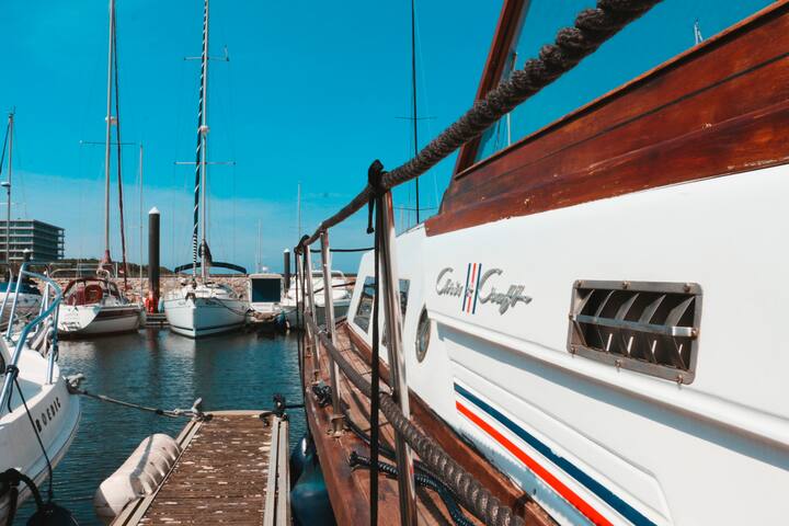 Night on Board Chris-Craft Douro Experience gallery image 3