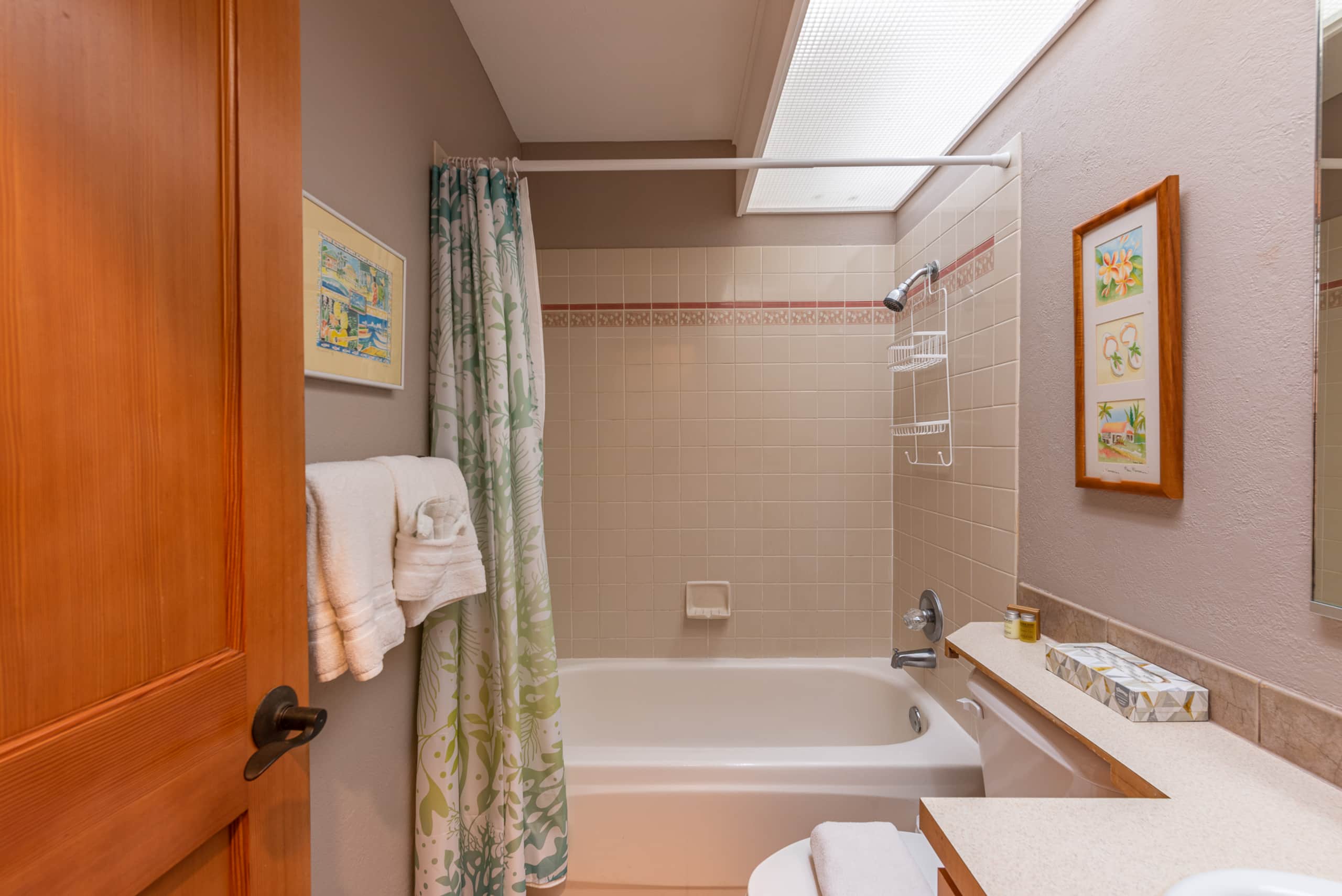 Condo in Lahaina · ★4.79 · 3 bedrooms · 4 beds · 3 baths - Image 26