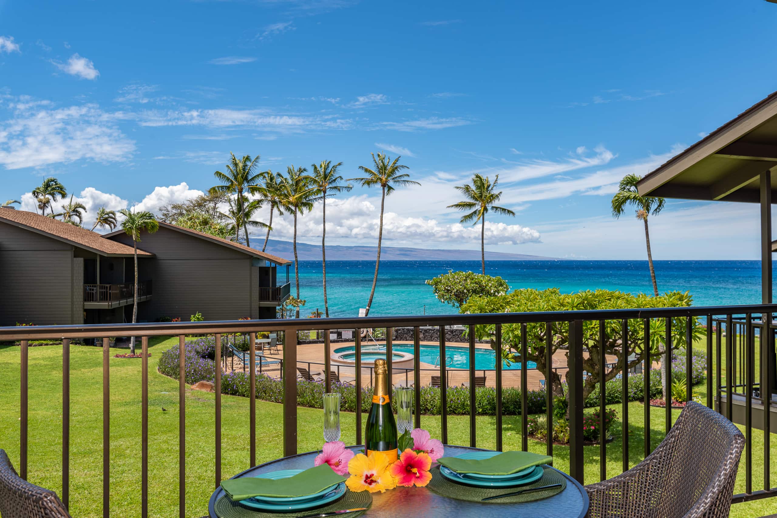 Condo in Lahaina · ★4.79 · 3 bedrooms · 4 beds · 3 baths - Image 14