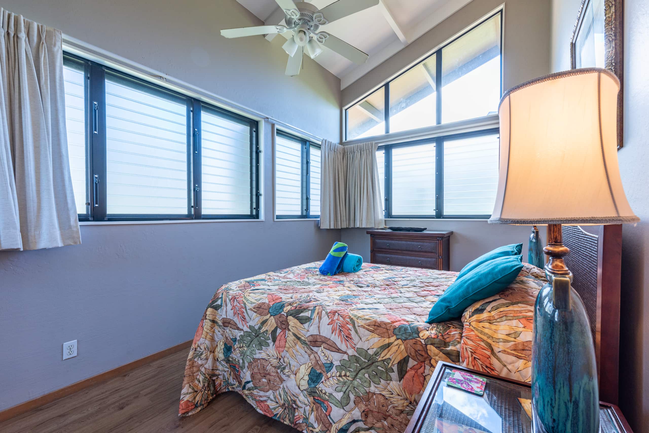 Condo in Lahaina · ★4.79 · 3 bedrooms · 4 beds · 3 baths - Image 31
