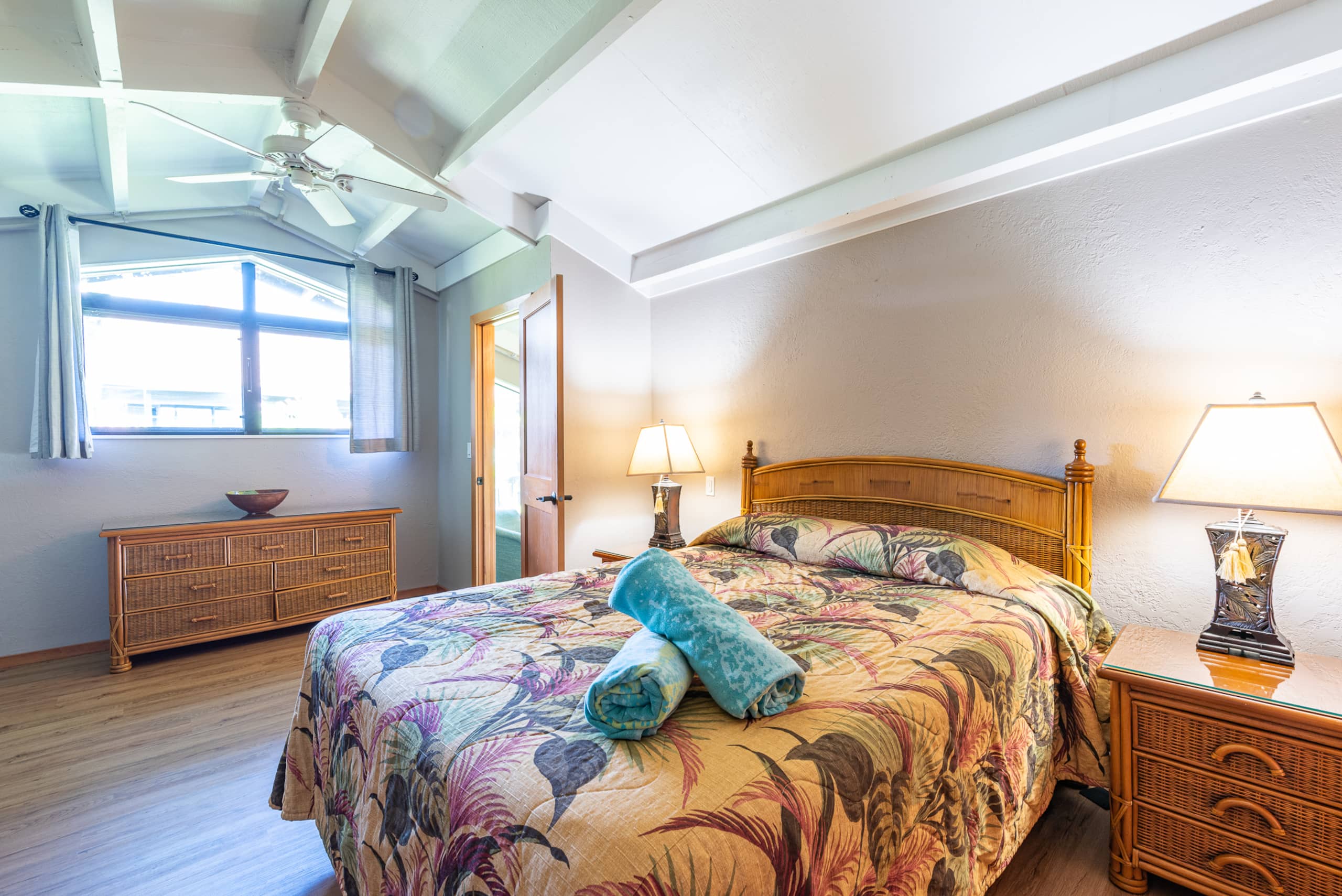 Condo in Lahaina · ★4.79 · 3 bedrooms · 4 beds · 3 baths - Image 43
