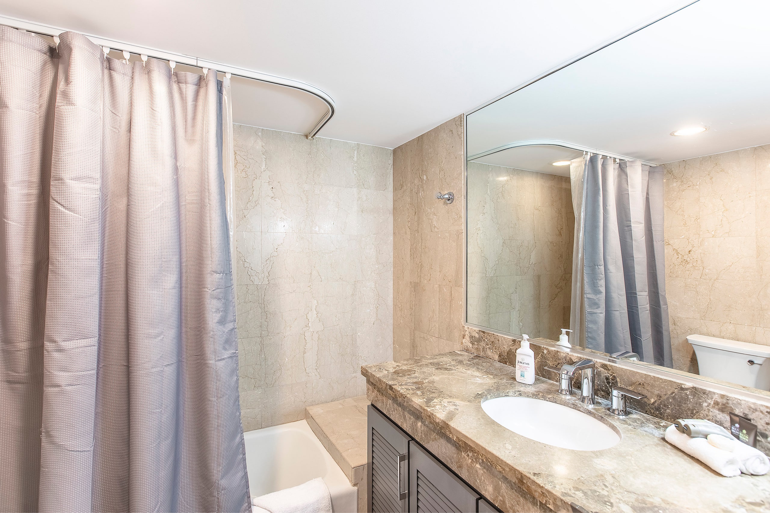 Partial Ocean View King Studio w/ Kitchen/AC/Pool - Photo 6