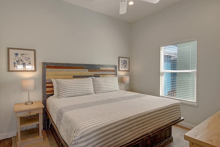 King v hlavnej spálni. Súkromná svätyňa veľkosti King