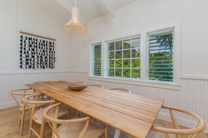 Beachfront Haena home with A/C – Near Tunnels Beac gallery image 5