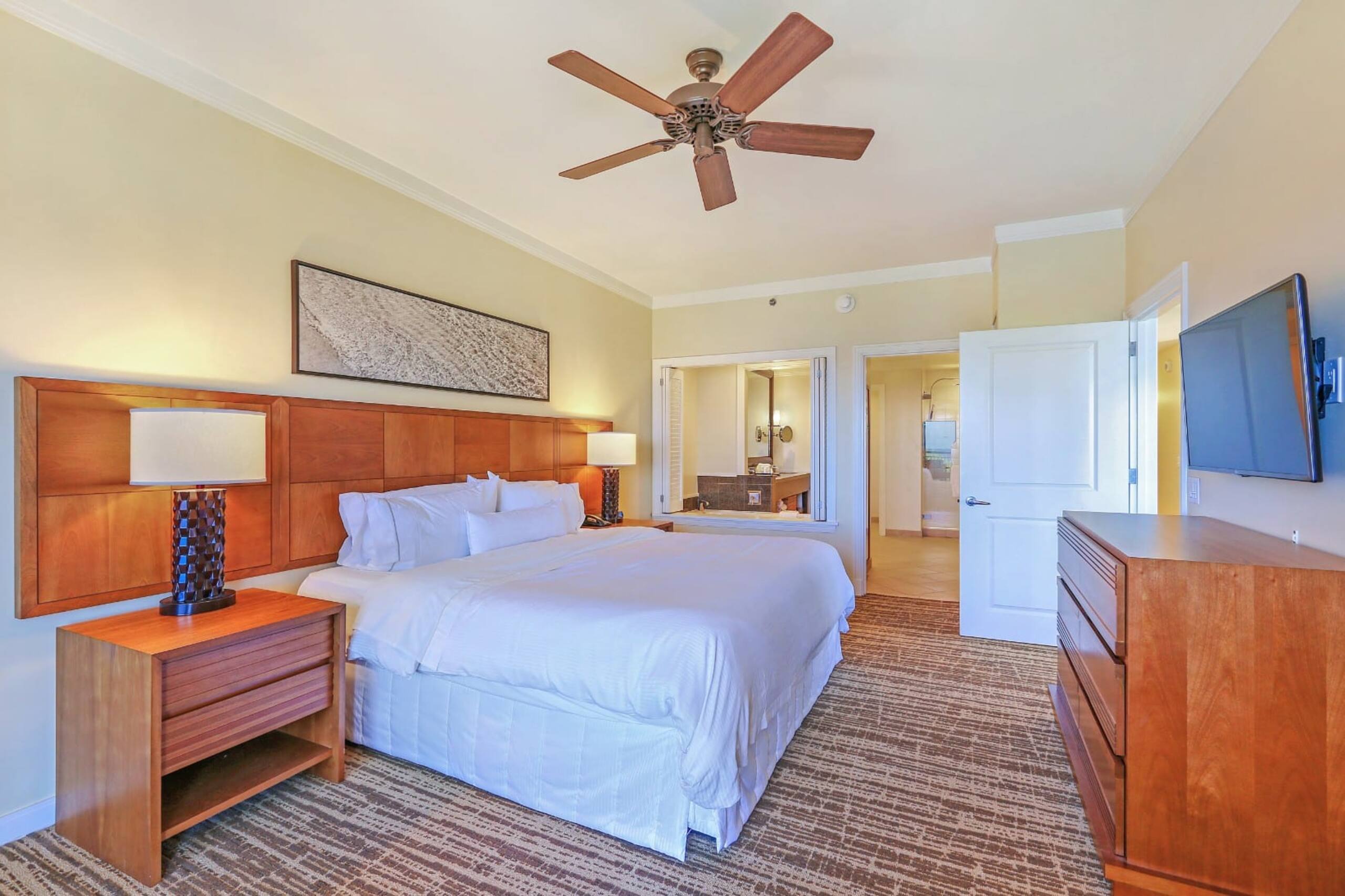 Condo in Lahaina · ★5.0 · 1 bedroom · 2 beds · 1 bath - Image 6