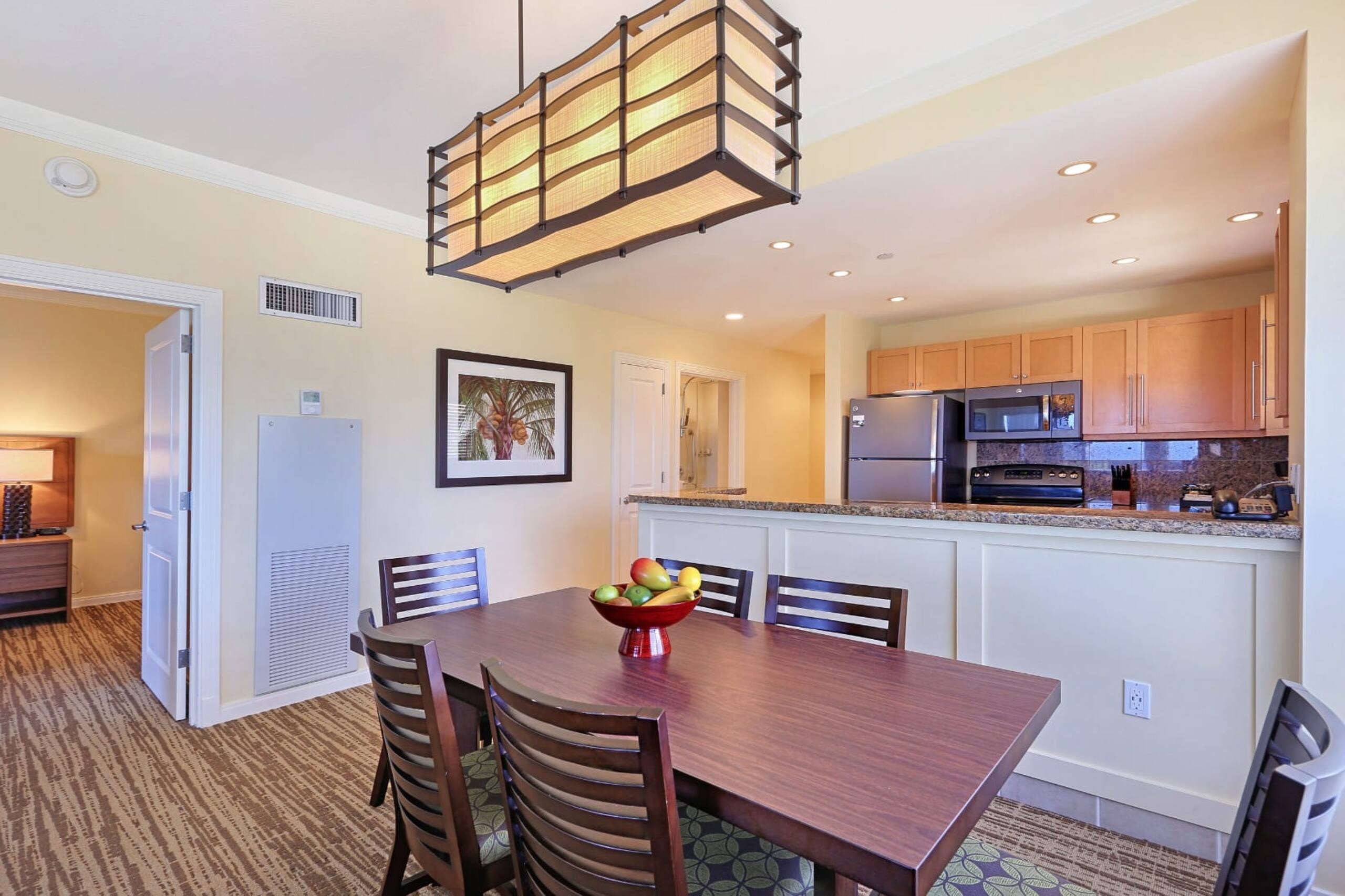 Condo in Lahaina · ★5.0 · 1 bedroom · 2 beds · 1 bath - Image 2