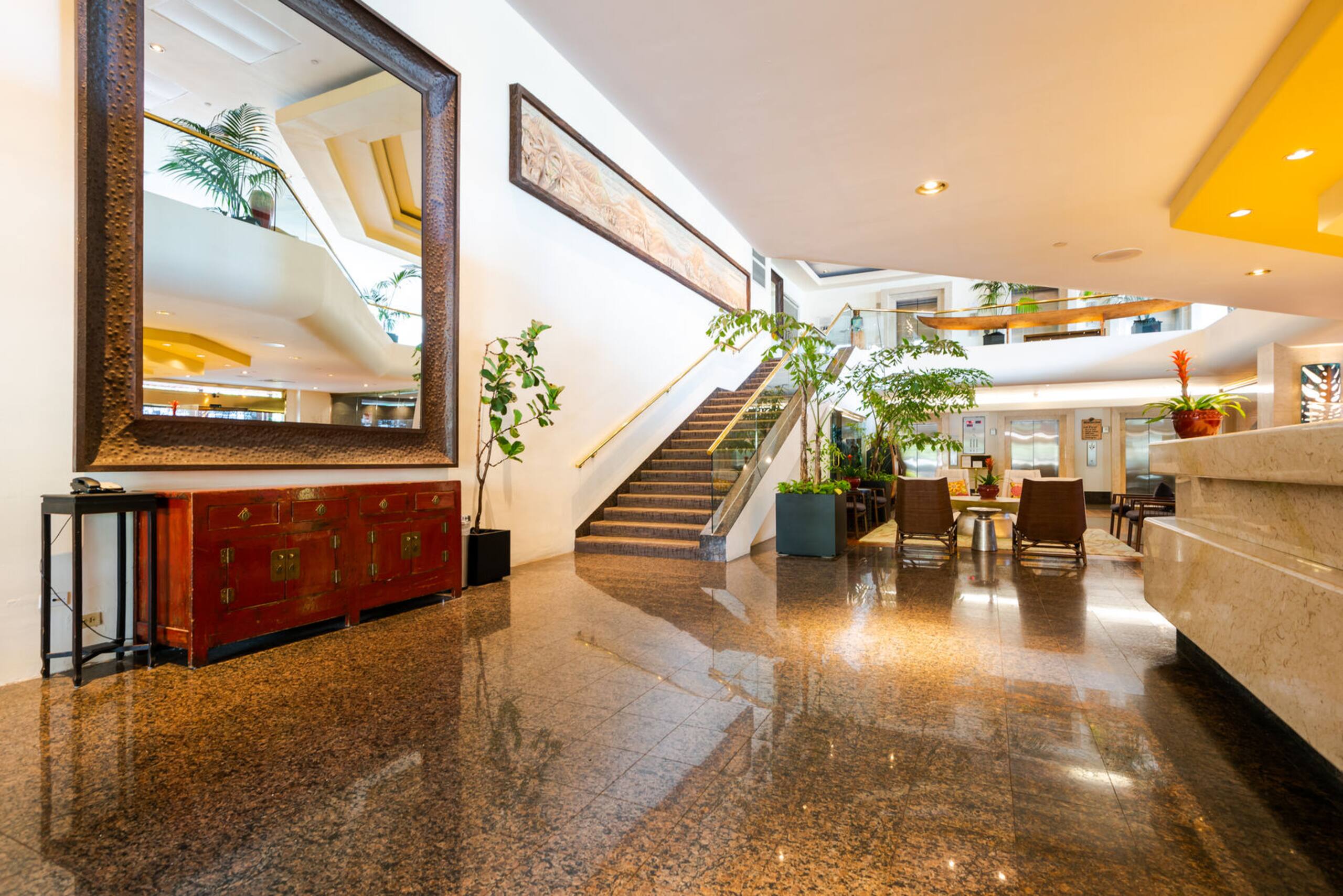 Condo in Honolulu · ★4.68 · 1 bedroom · 2 beds · 1 private bath - Image 23