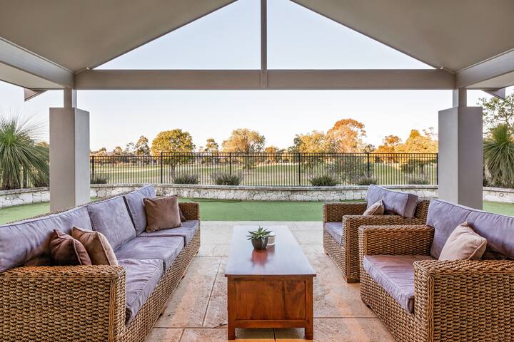 Back 9—Family-friendly Golf Lover’s Retreat gallery image 4