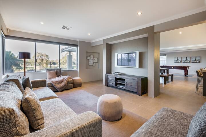 Back 9—Family-friendly Golf Lover’s Retreat gallery image 3