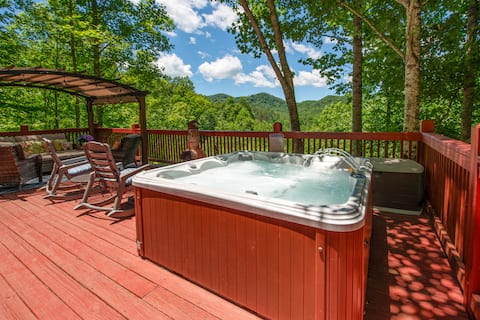 Smoky Mtn Cabin Near Bryson City | Hot Tub & Views