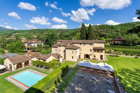 Santa flora - luxury holiday rental with swimming