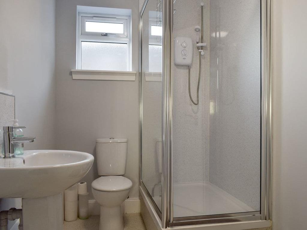 Superb rooftop views in Inverkeithing Flats for Rent in Fife