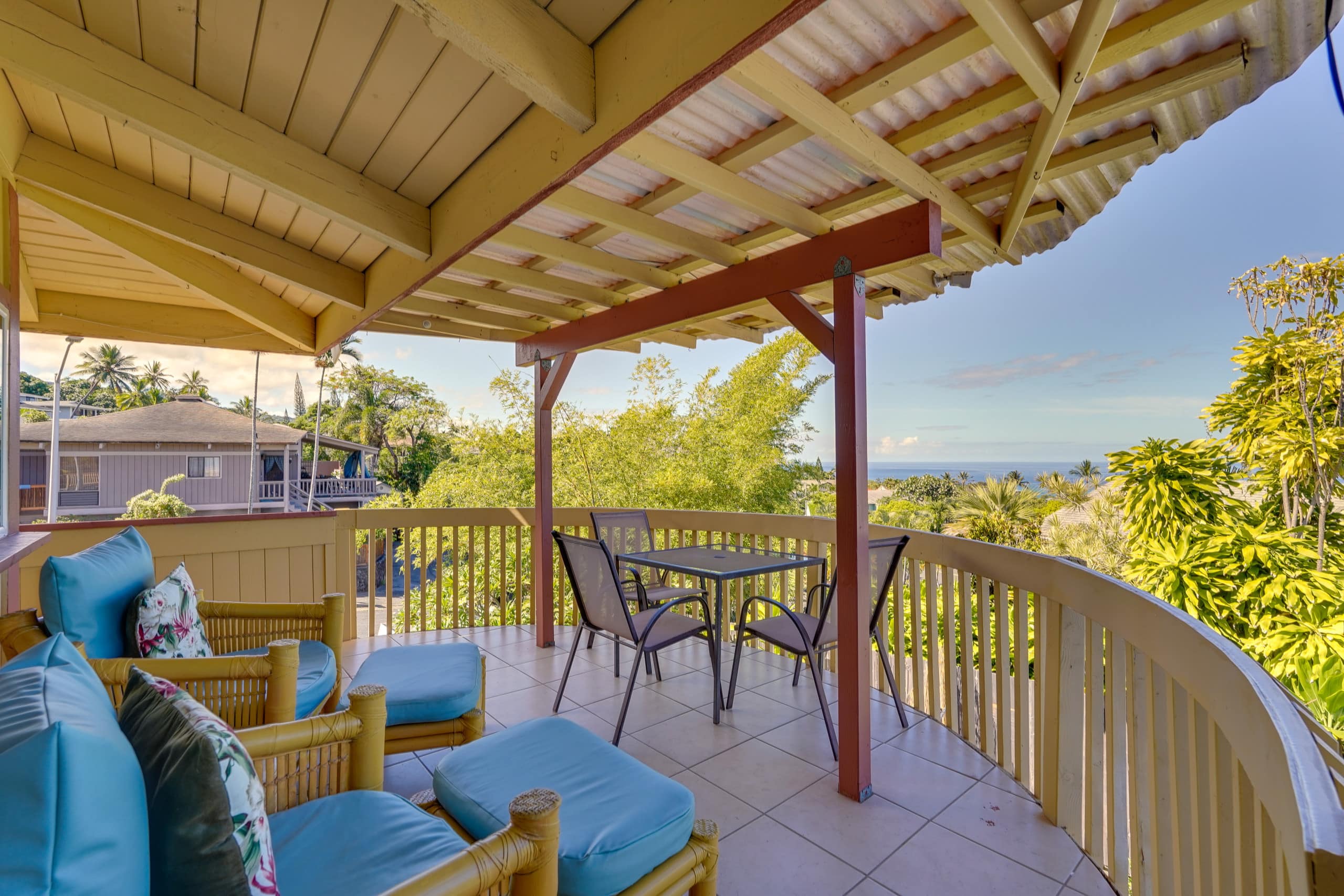 Home in Kailua-Kona · ★4.64 · 3 bedrooms · 4 beds · 2 baths - Image 1