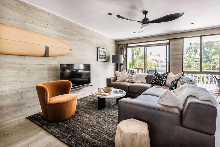 Beach Lodge – 2 Bedrooms – Location and Style