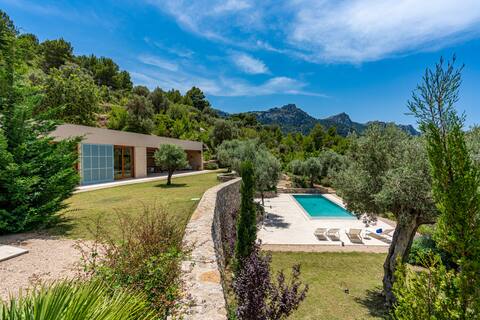 M4r Villa Es Port Views