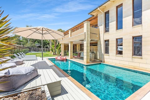Top Airbnb: The Ultimate Getaway *Stay 3 Pay 2* in Portsea