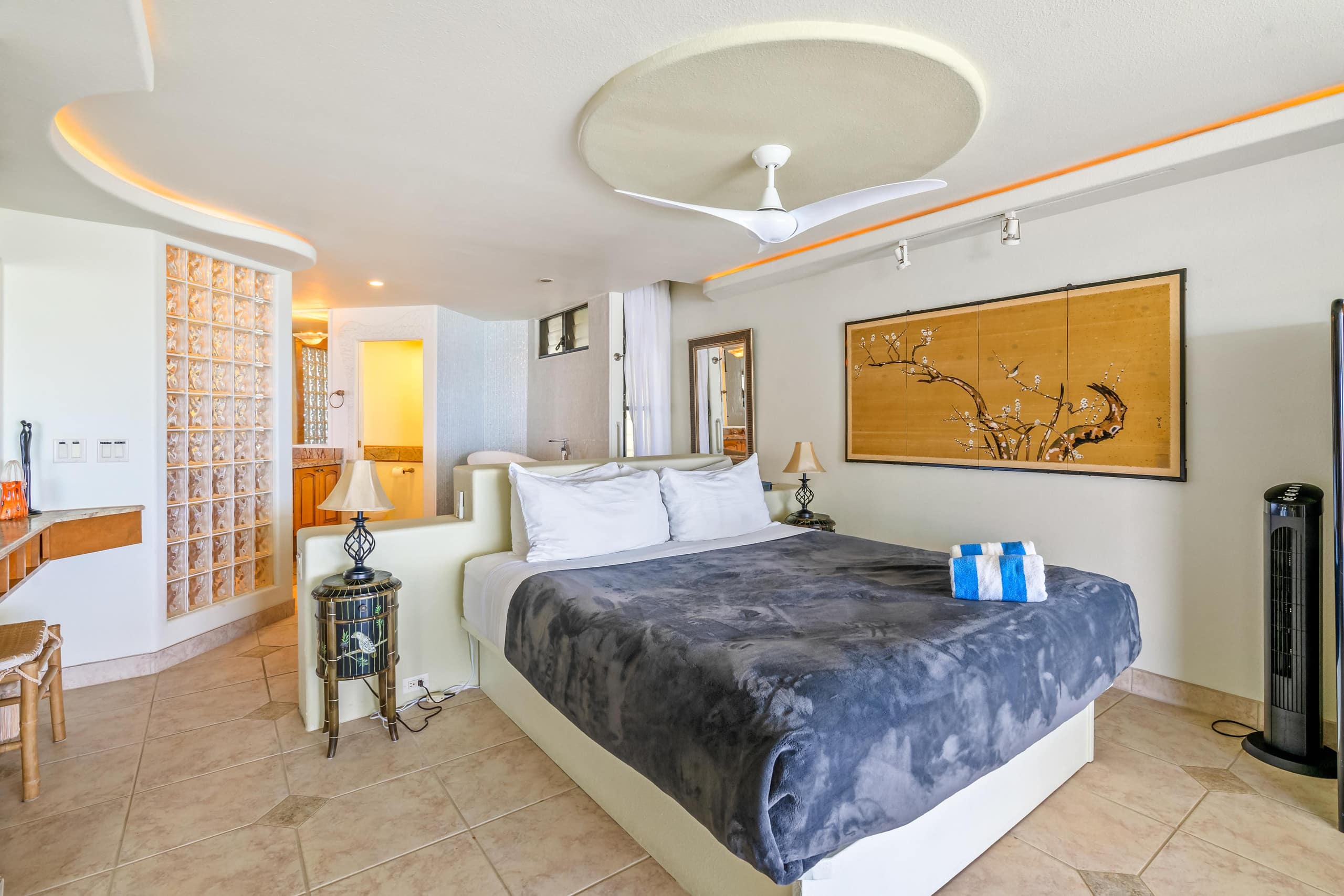 Condo in Princeville · ★4.64 · 2 bedrooms · 2 beds · 2 baths - Image 15