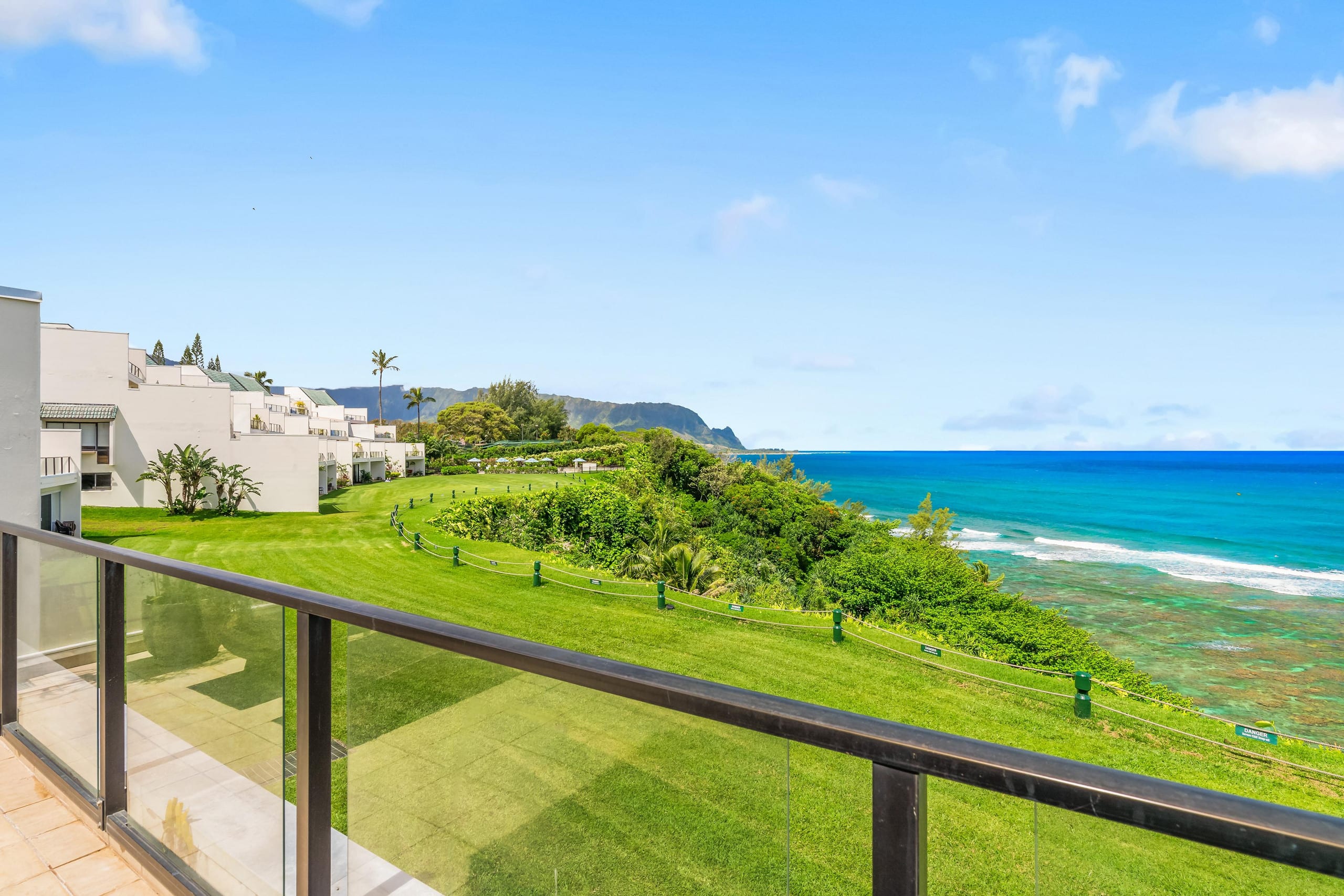 Condo in Princeville · ★4.64 · 2 bedrooms · 2 beds · 2 baths - Image 2