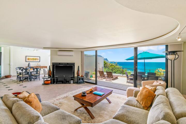 Sunsets & Ocean Views with AC at Puu Poa 210