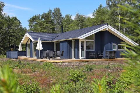 8 person holiday home in læsø