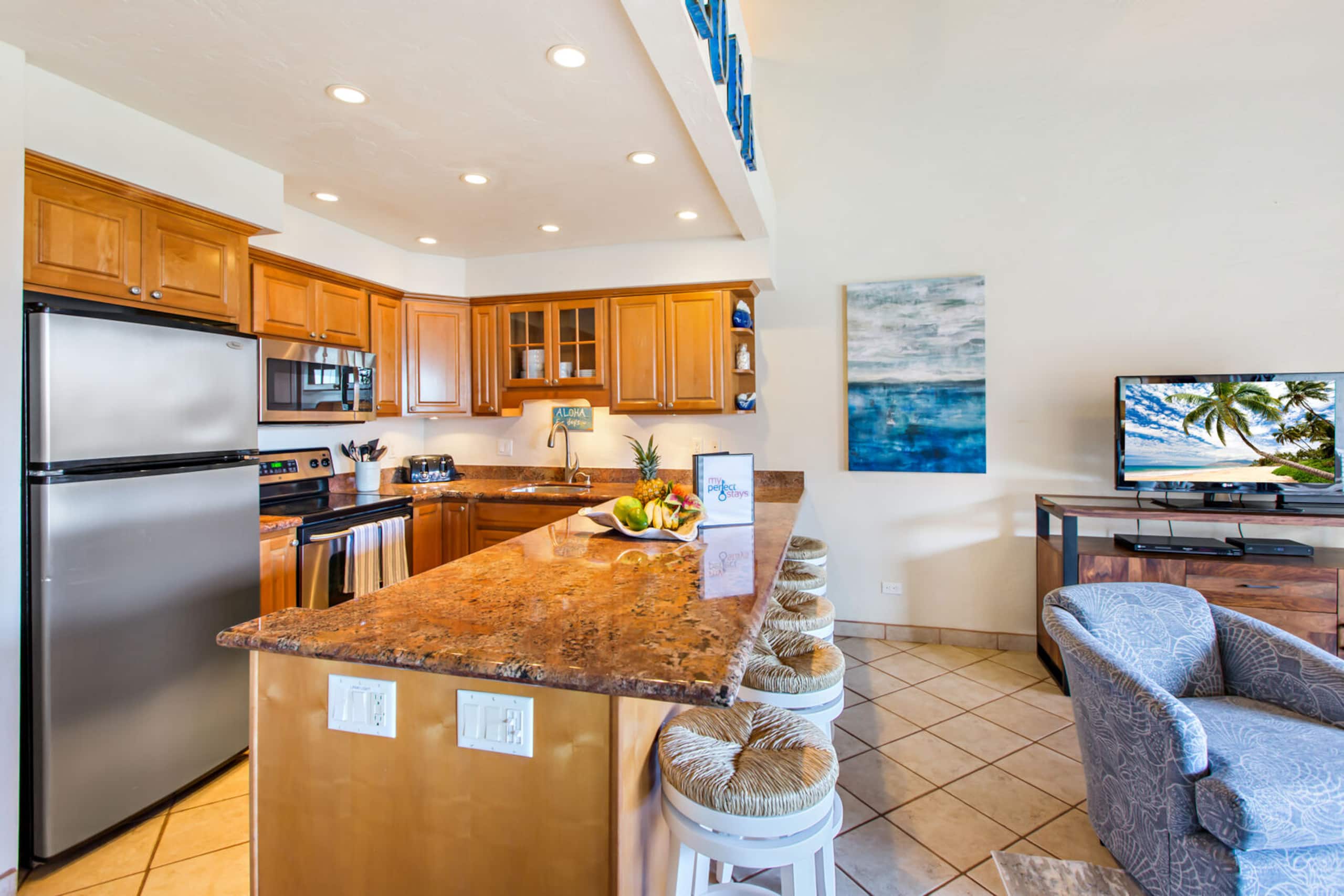Condo in Lahaina · ★4.63 · 2 bedrooms · 3 beds · 2 private baths - Image 9