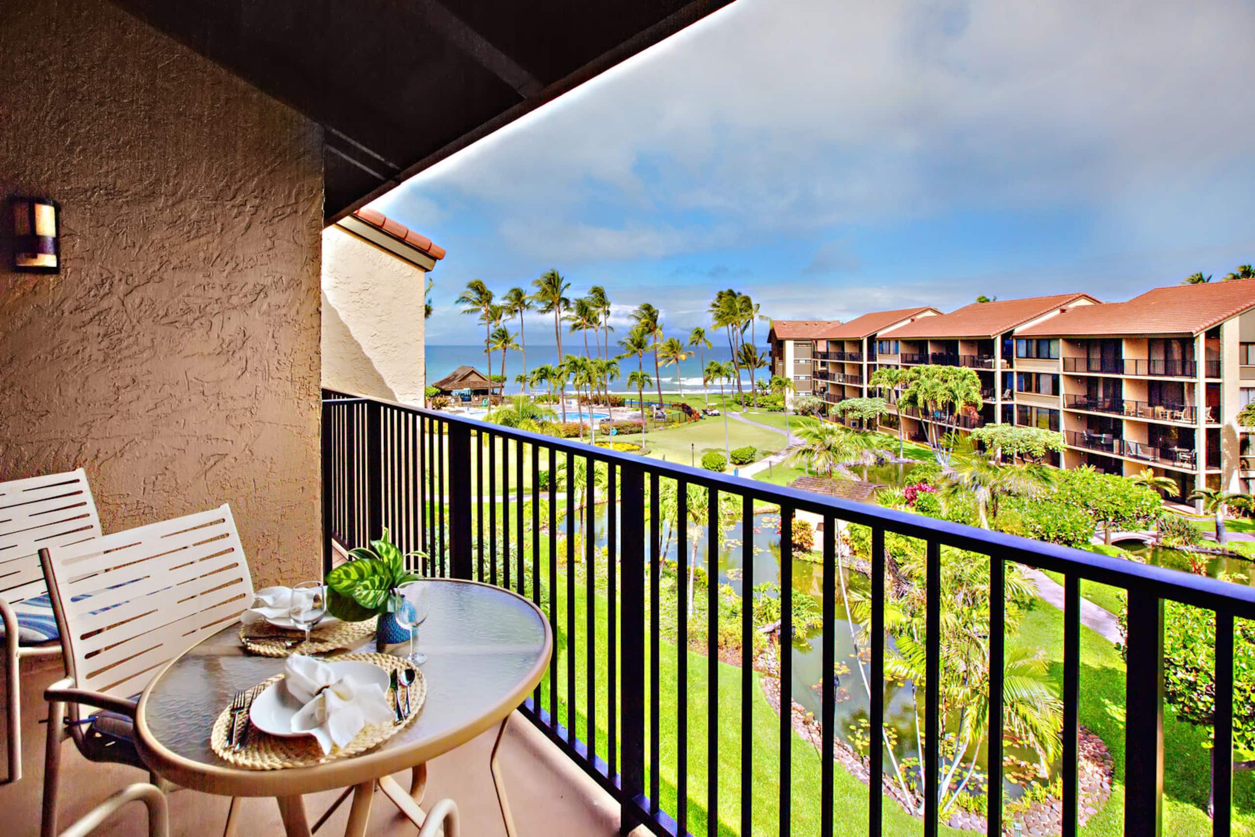Condo in Lahaina · ★4.63 · 2 bedrooms · 3 beds · 2 private baths - Image 1