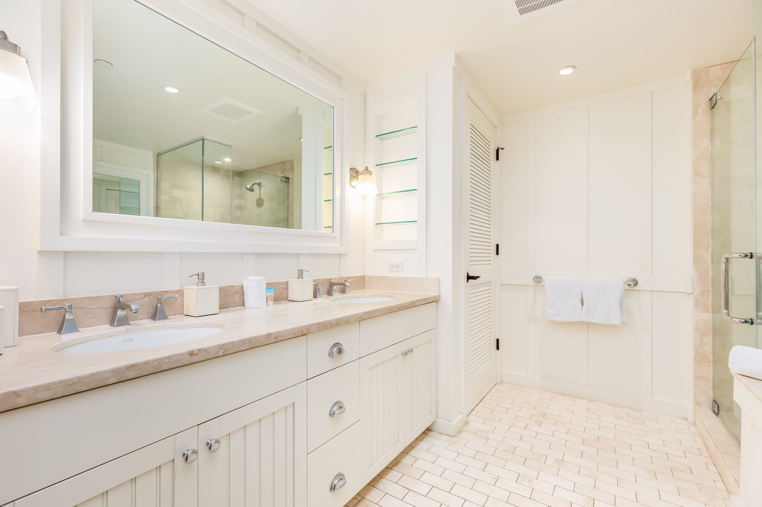 Condo in Kahuku · ★4.89 · 4 bedrooms · 5 beds · 3 shared baths - Image 16