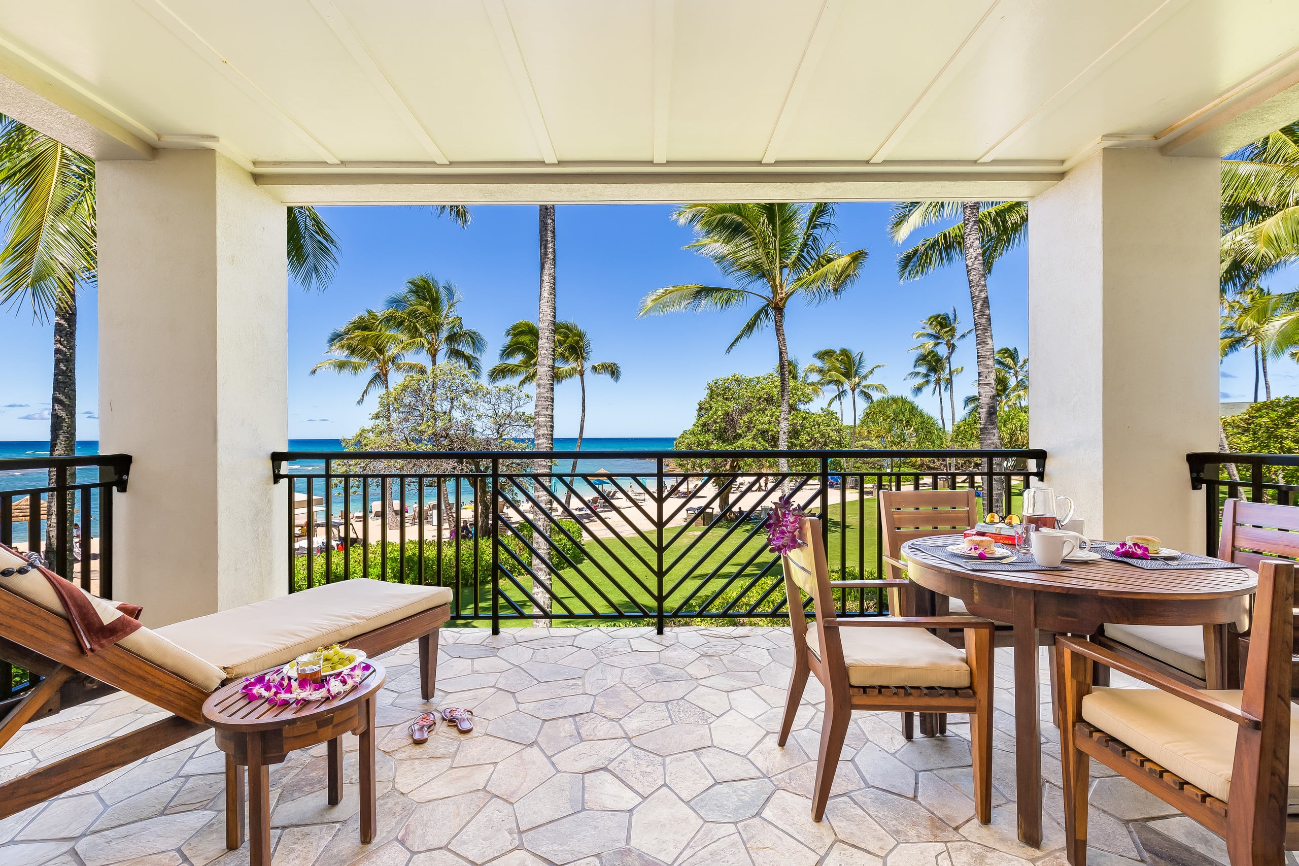 Condo in Kahuku · ★4.89 · 4 bedrooms · 5 beds · 3 shared baths - Image 1