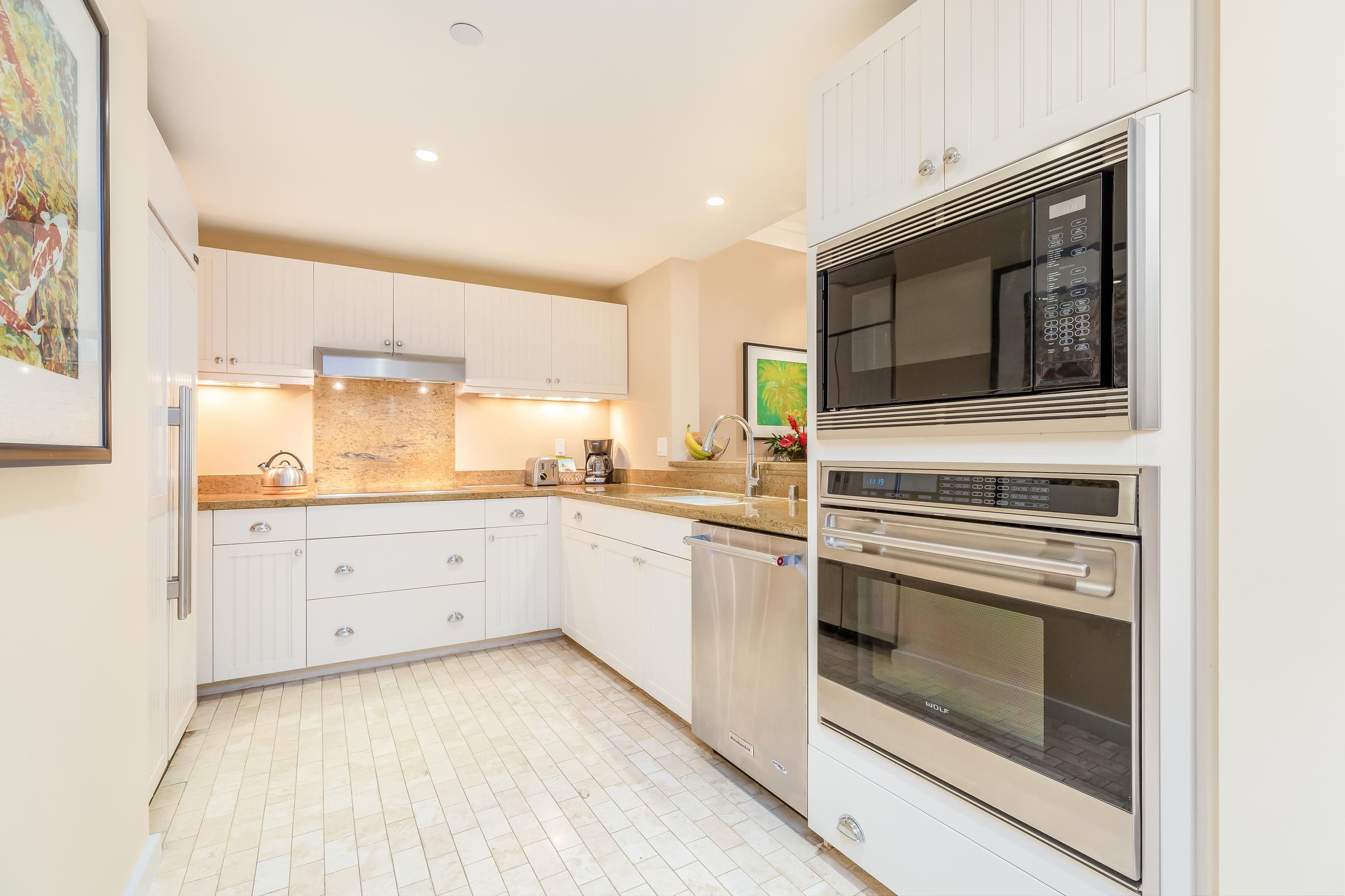 Condo in Kahuku · ★4.94 · 3 bedrooms · 3 beds · 2 shared baths - Image 11