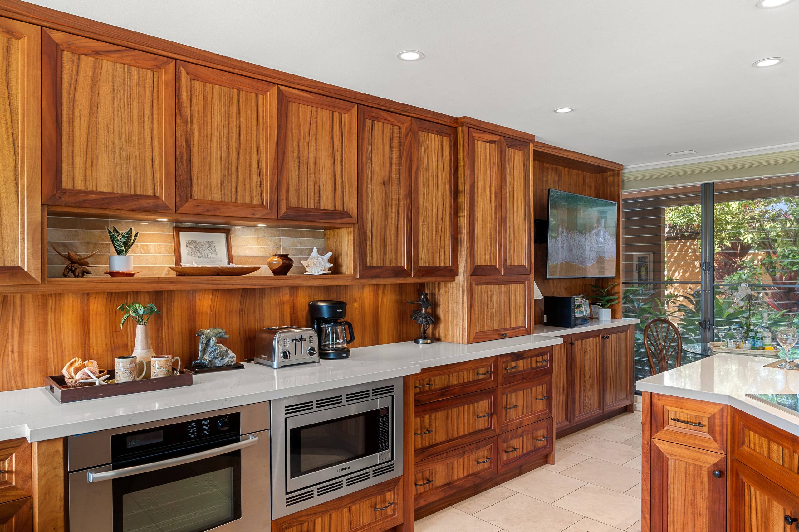 Condo in Kihei · ★4.8 · 1 bedroom · 1 bed · 2 baths - Image 4