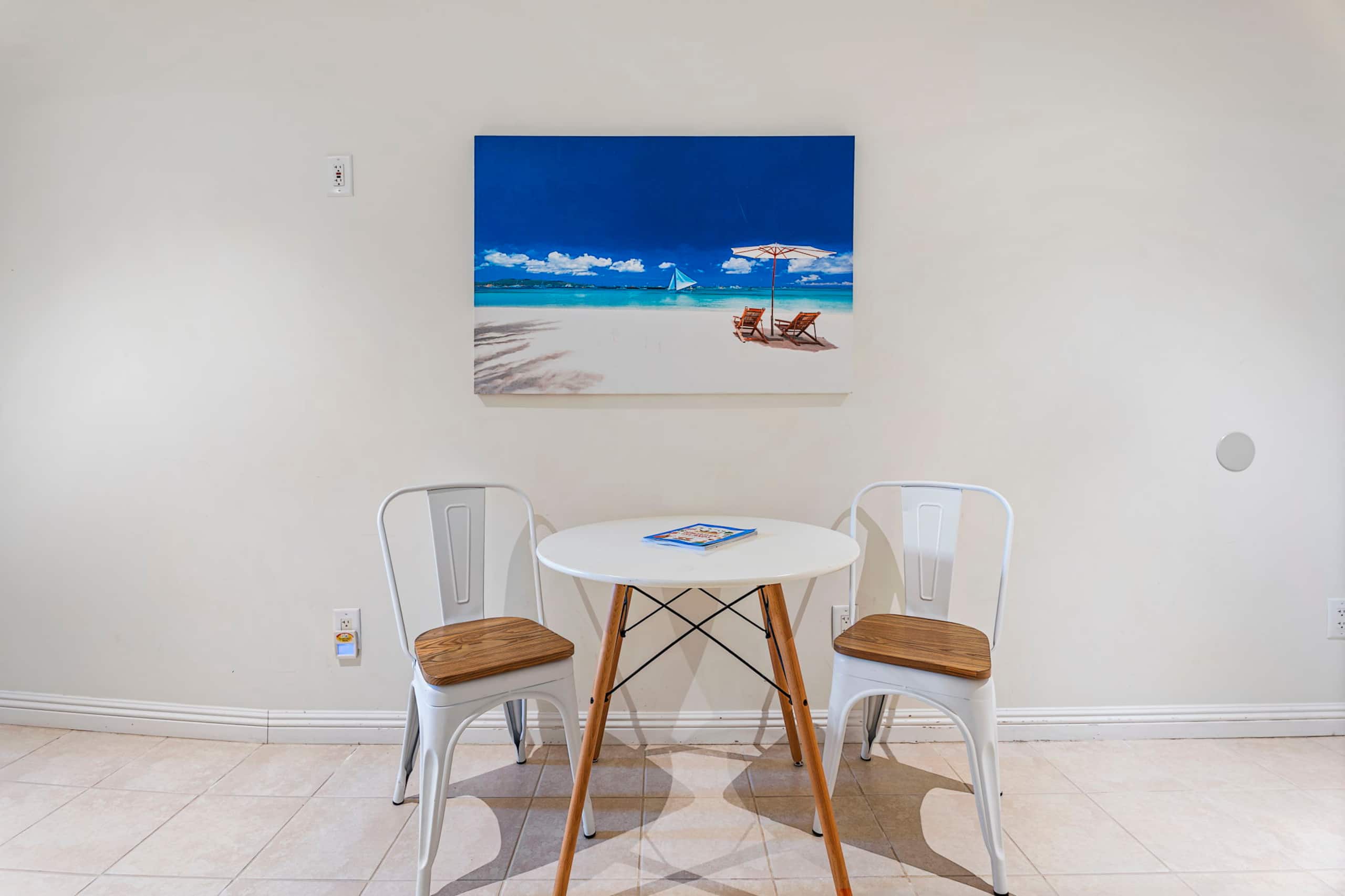Home in Kailua-Kona · ★4.9 · 5 bedrooms · 10 beds · 3.5 baths - Image 42