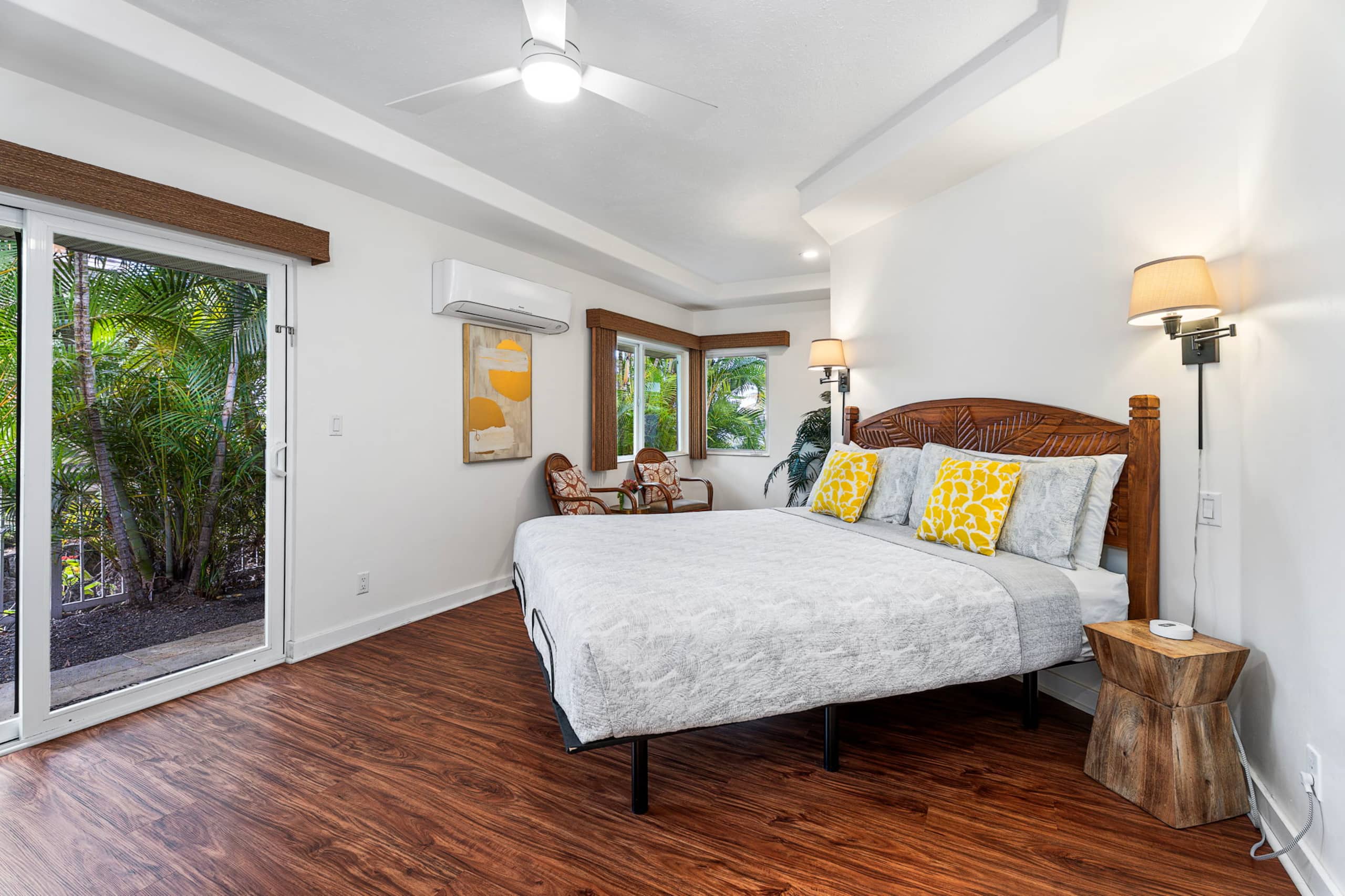 Home in Kailua-Kona · ★4.9 · 5 bedrooms · 10 beds · 3.5 baths - Image 18