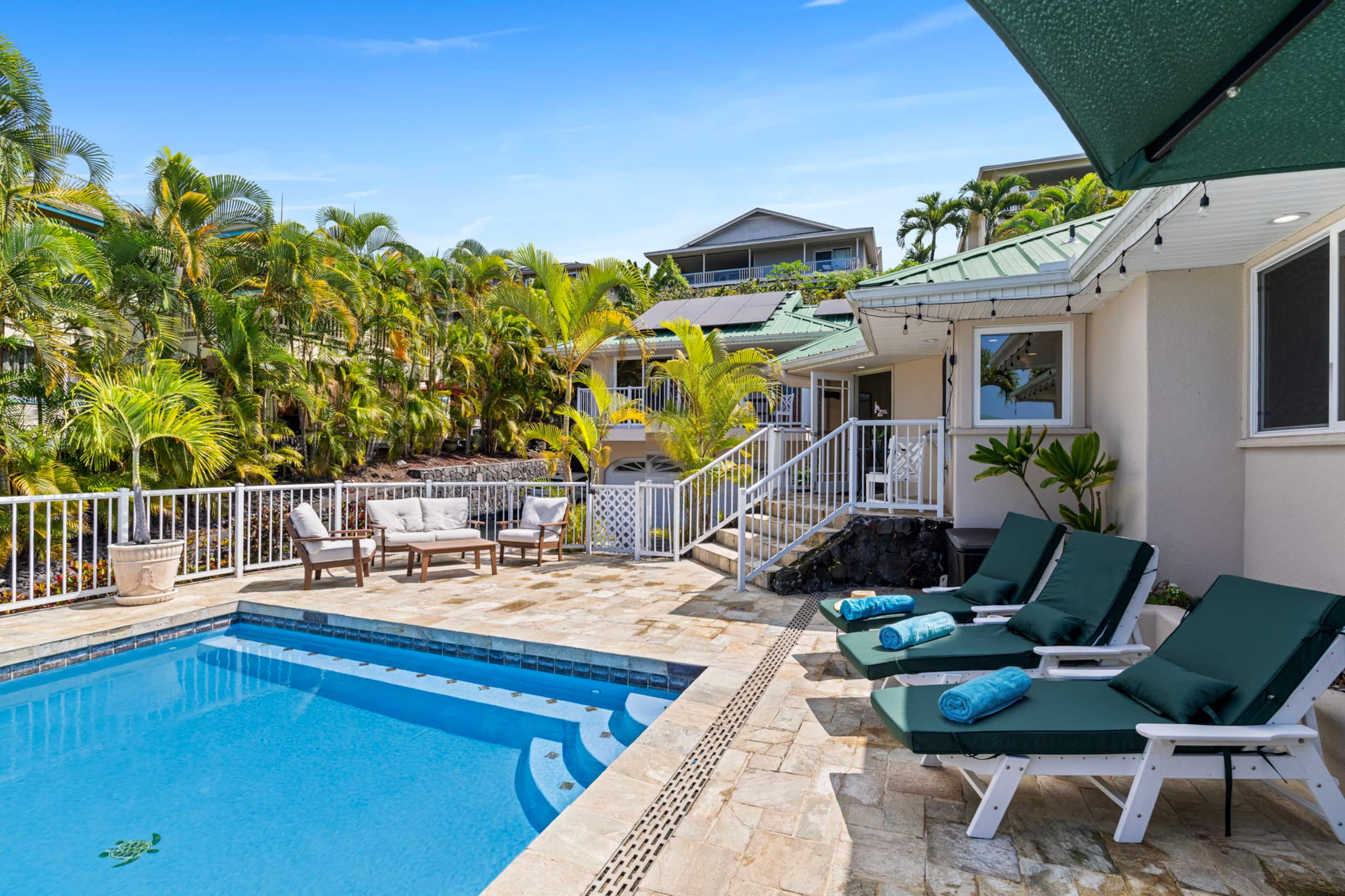 Home in Kailua-Kona · ★4.9 · 5 bedrooms · 10 beds · 3.5 baths - Image 47