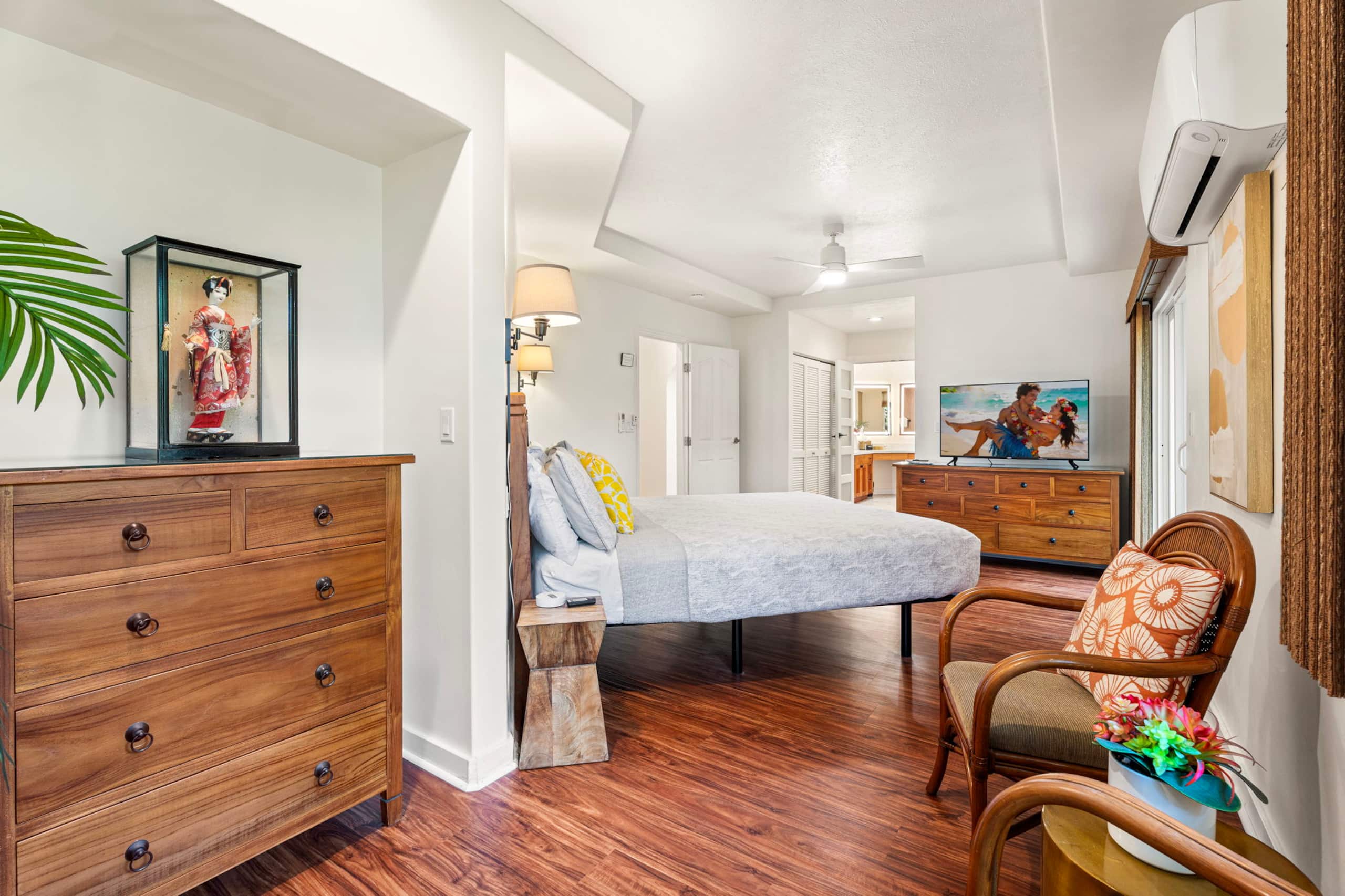 Home in Kailua-Kona · ★4.9 · 5 bedrooms · 10 beds · 3.5 baths - Image 20