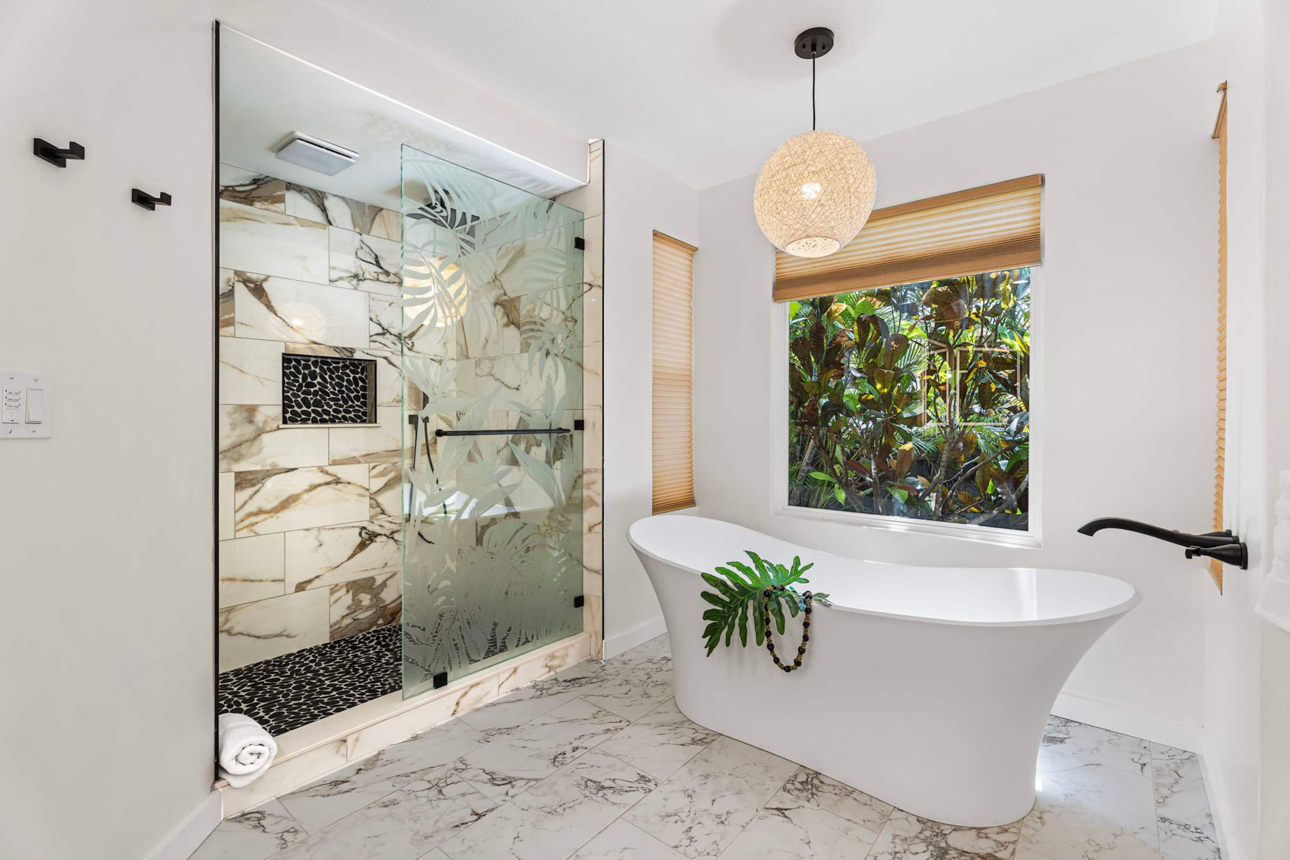 Home in Kailua-Kona · ★4.9 · 5 bedrooms · 10 beds · 3.5 baths - Image 22